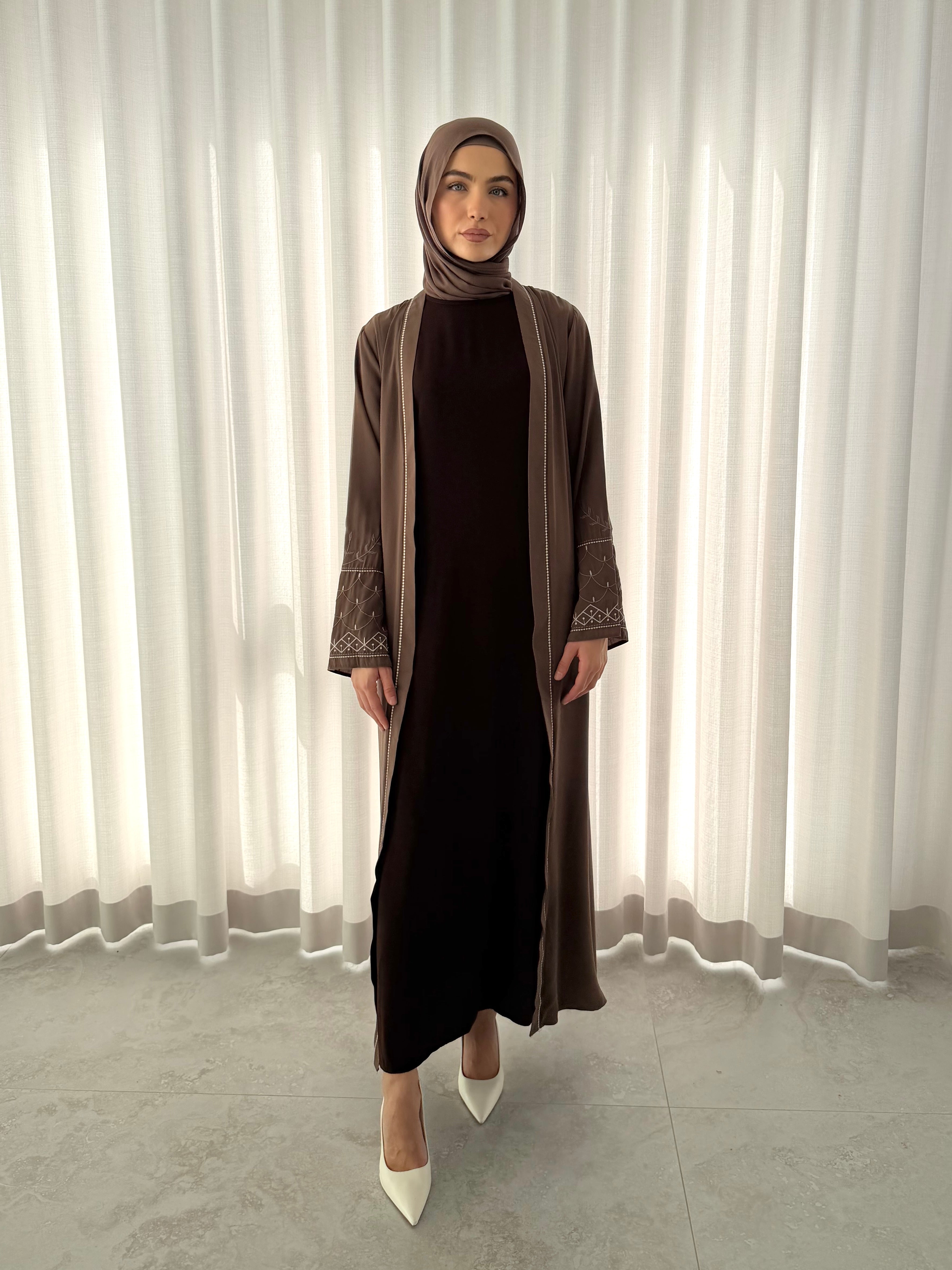 SAFINA OPEN ABAYA-CHOCOLATE