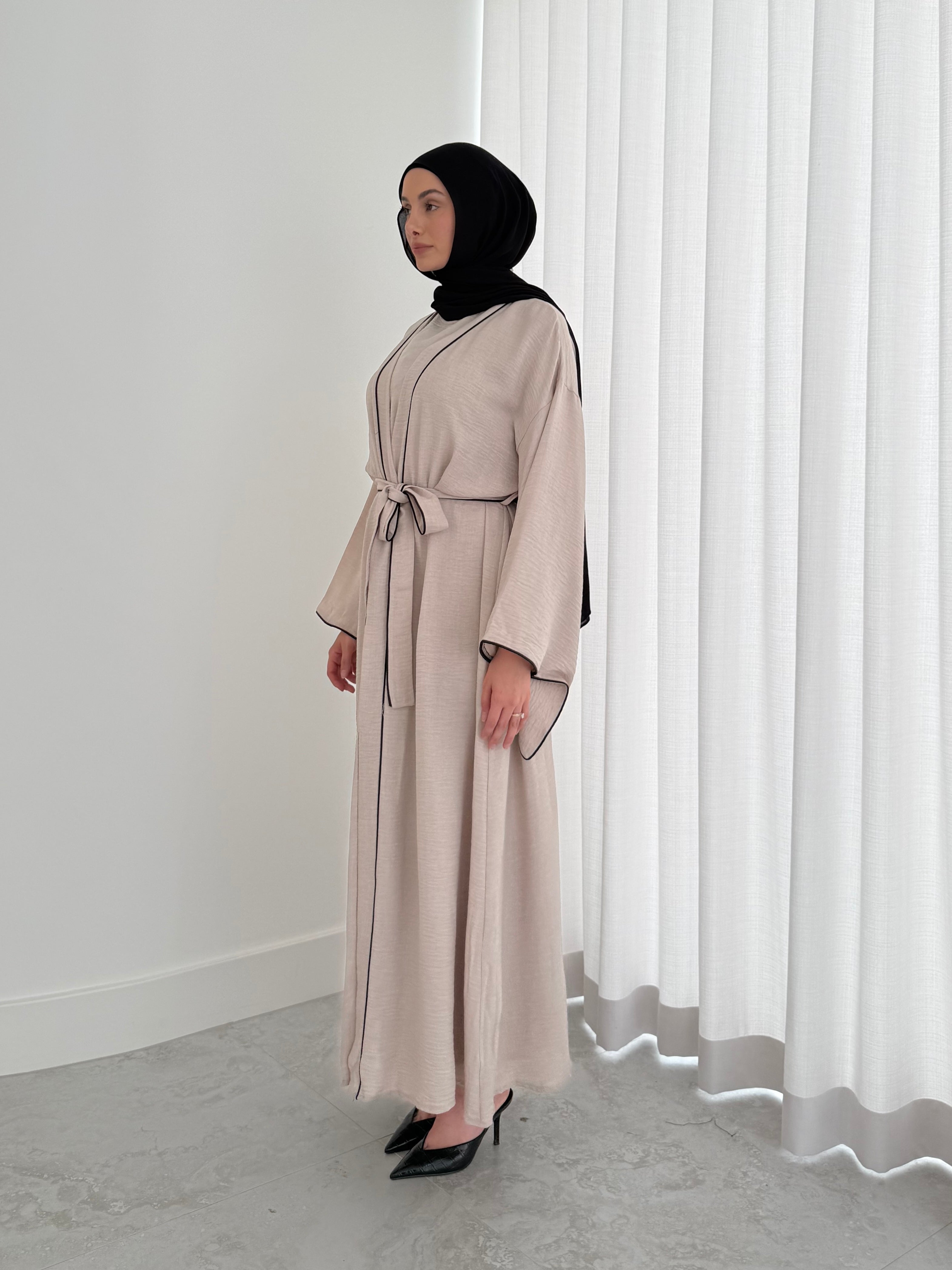 women's 2 piece abaya set, lightweight for spring/summer. full length, maxi with long sleeves with full coverage and suitable for modest hijab girls.