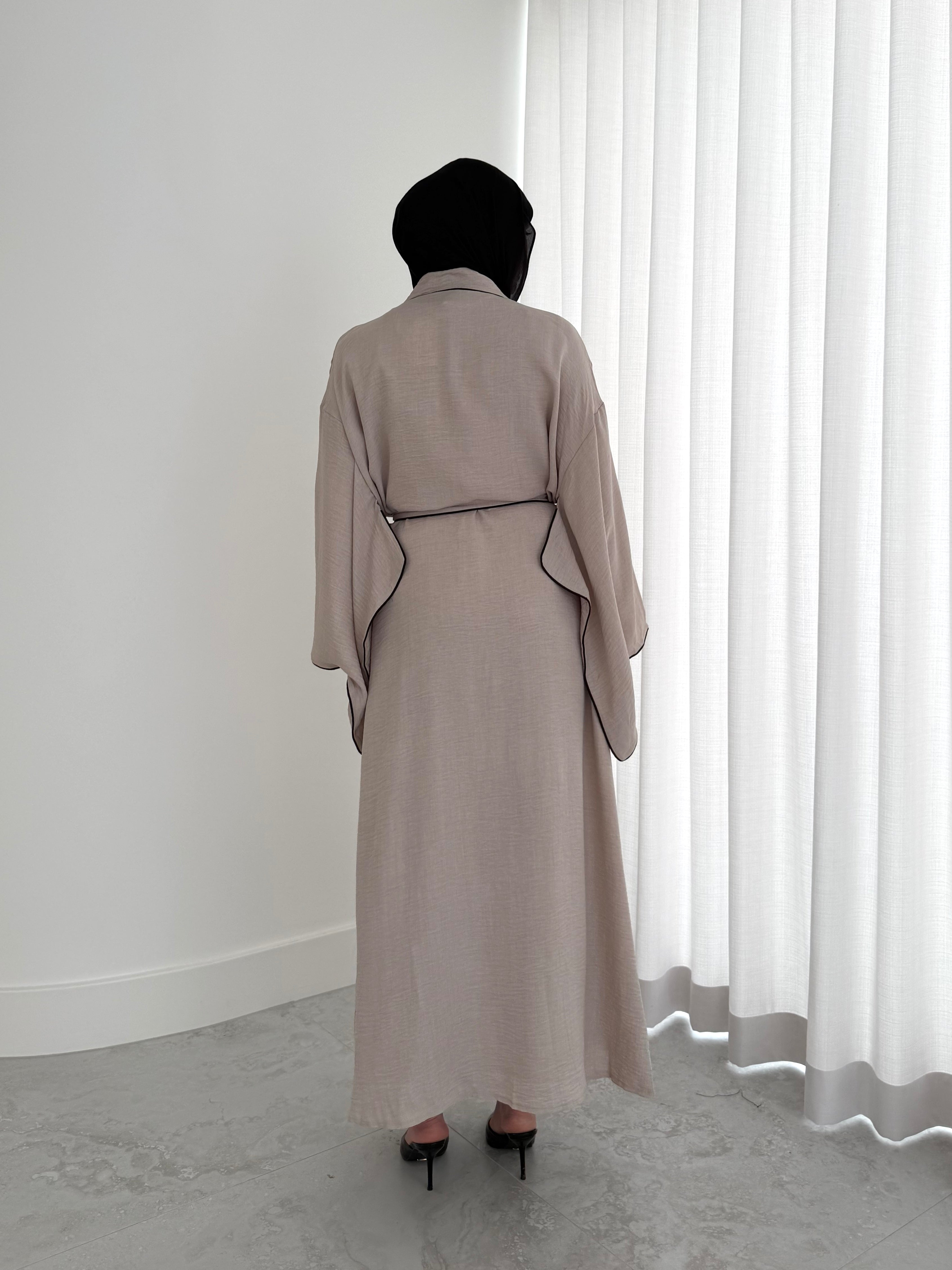 women's 2 piece abaya set, lightweight for spring/summer. full length, maxi with long sleeves with full coverage and suitable for modest hijab girls.