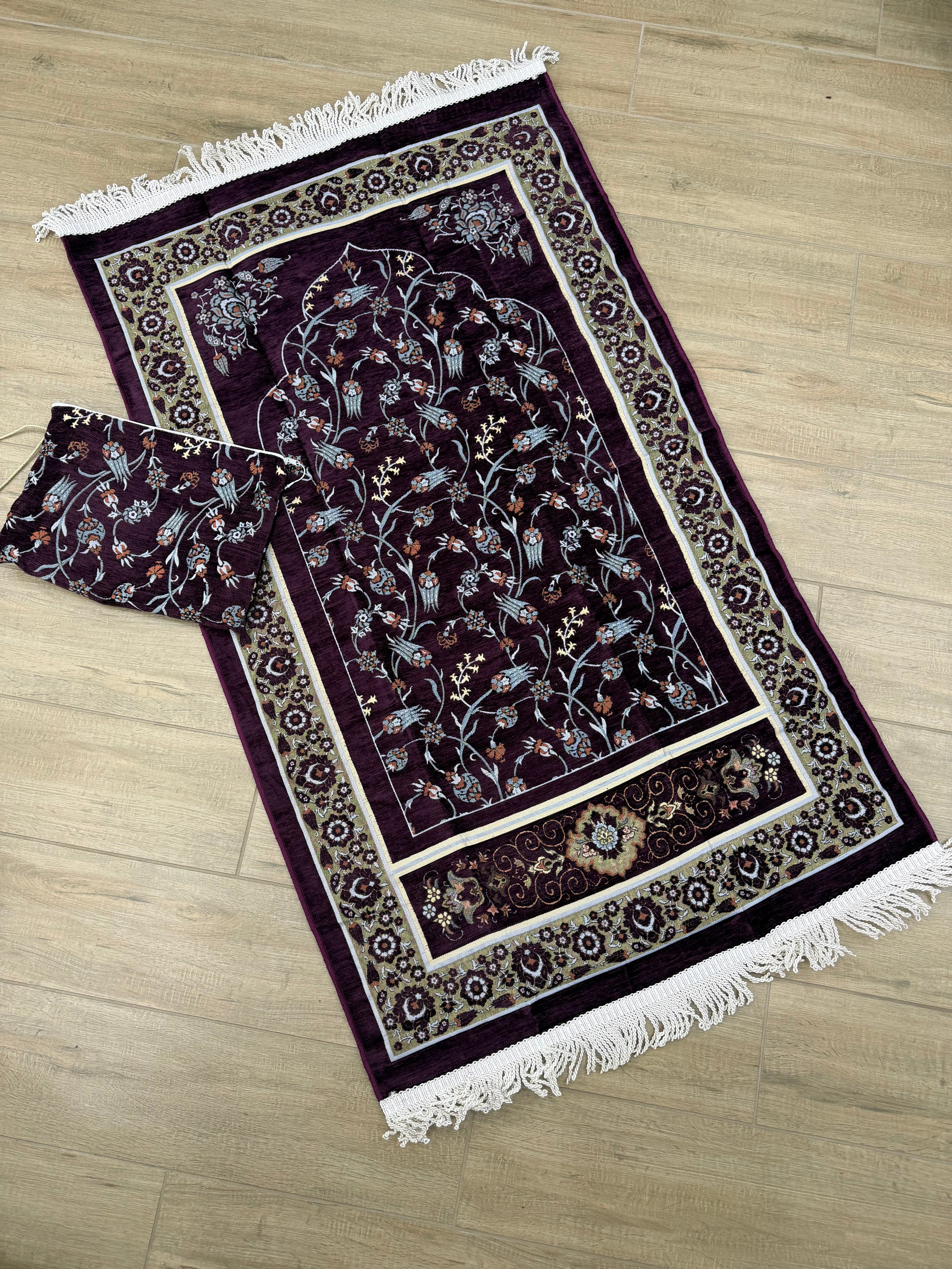 EMBROIDERED TRAVEL PRAYER MAT