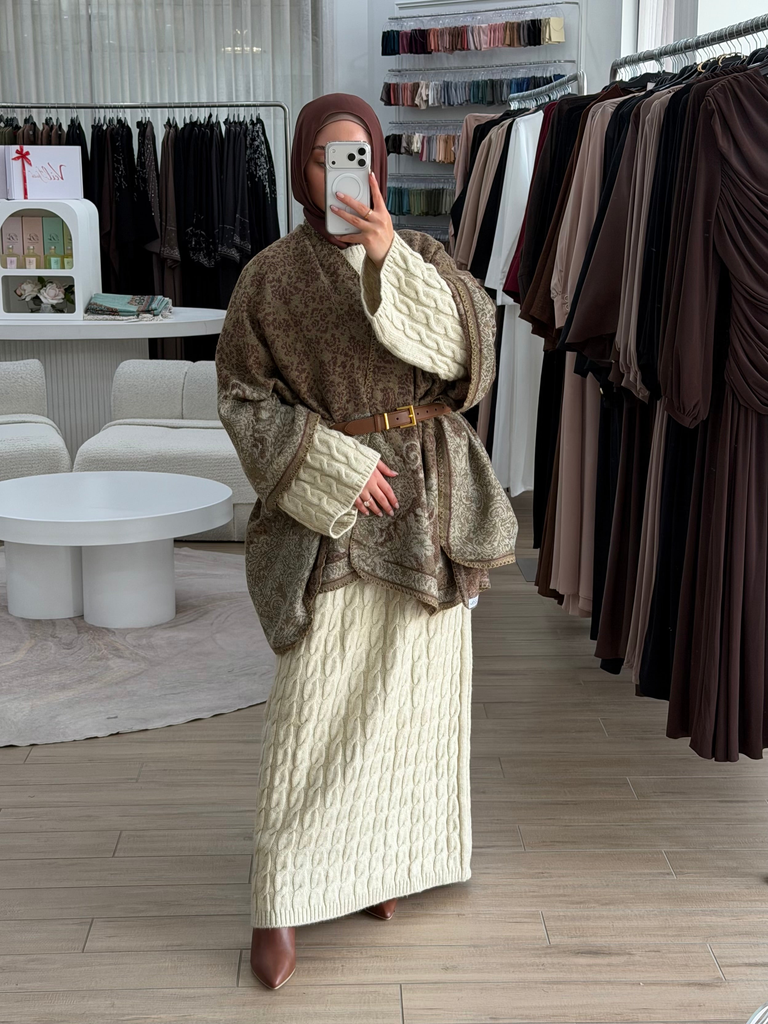 HERITAGE PONCHO- OLIVE