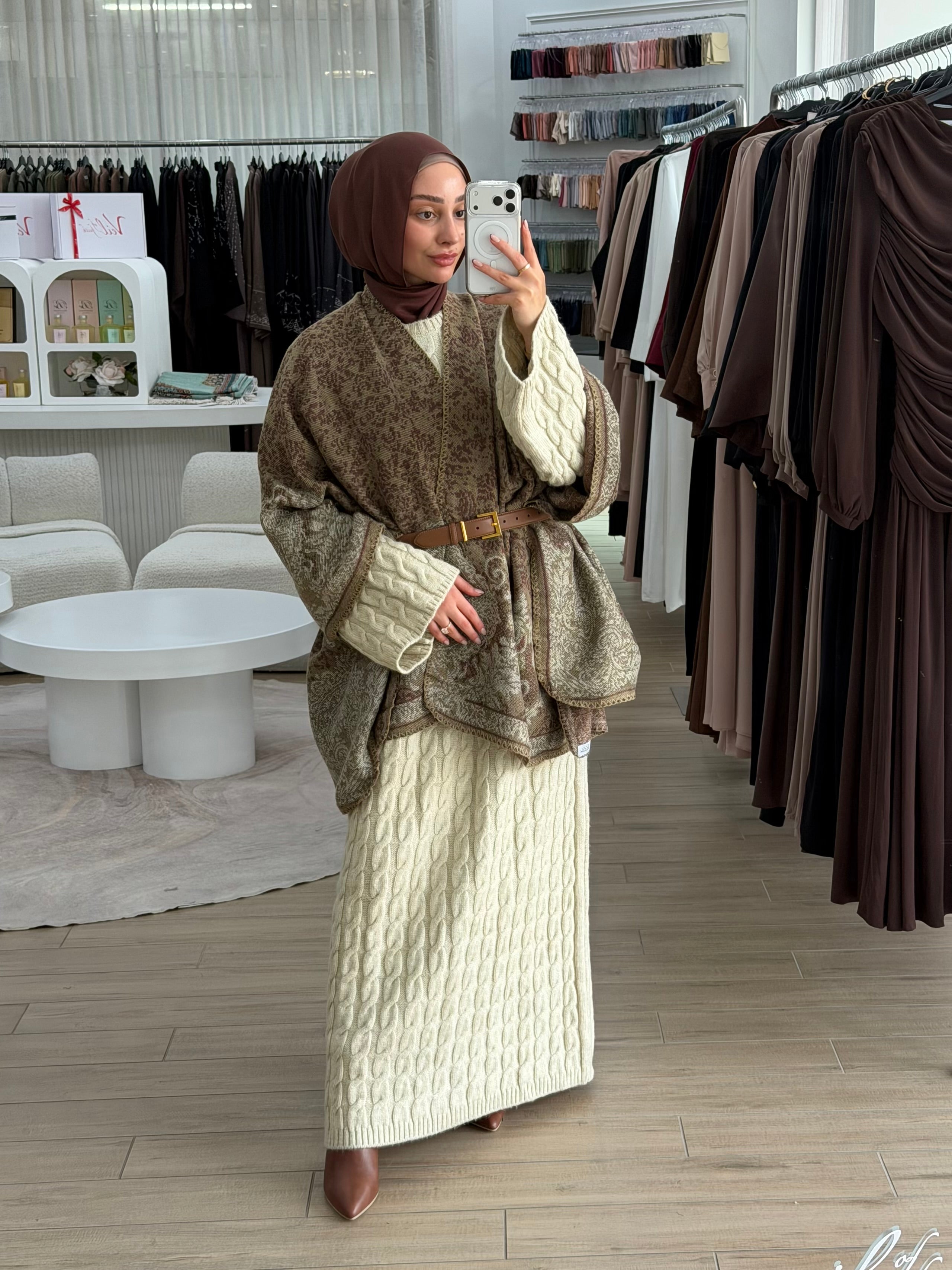 HERITAGE PONCHO- OLIVE