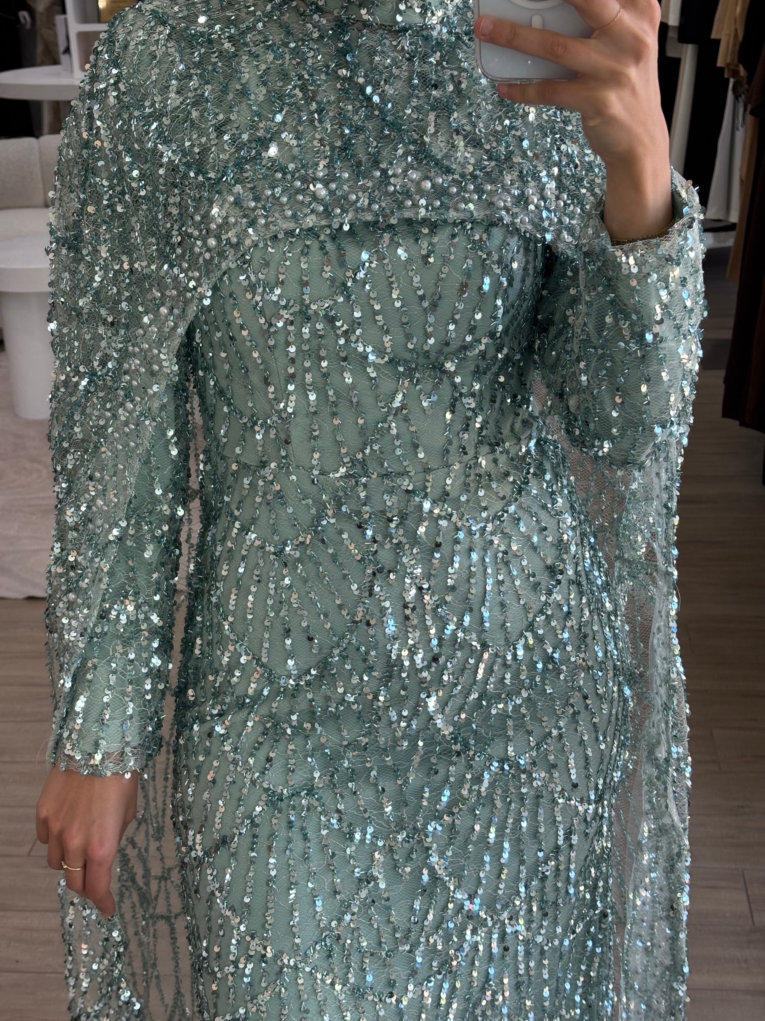 NAYLA SEQUINS FORMAL DRESS- MINT