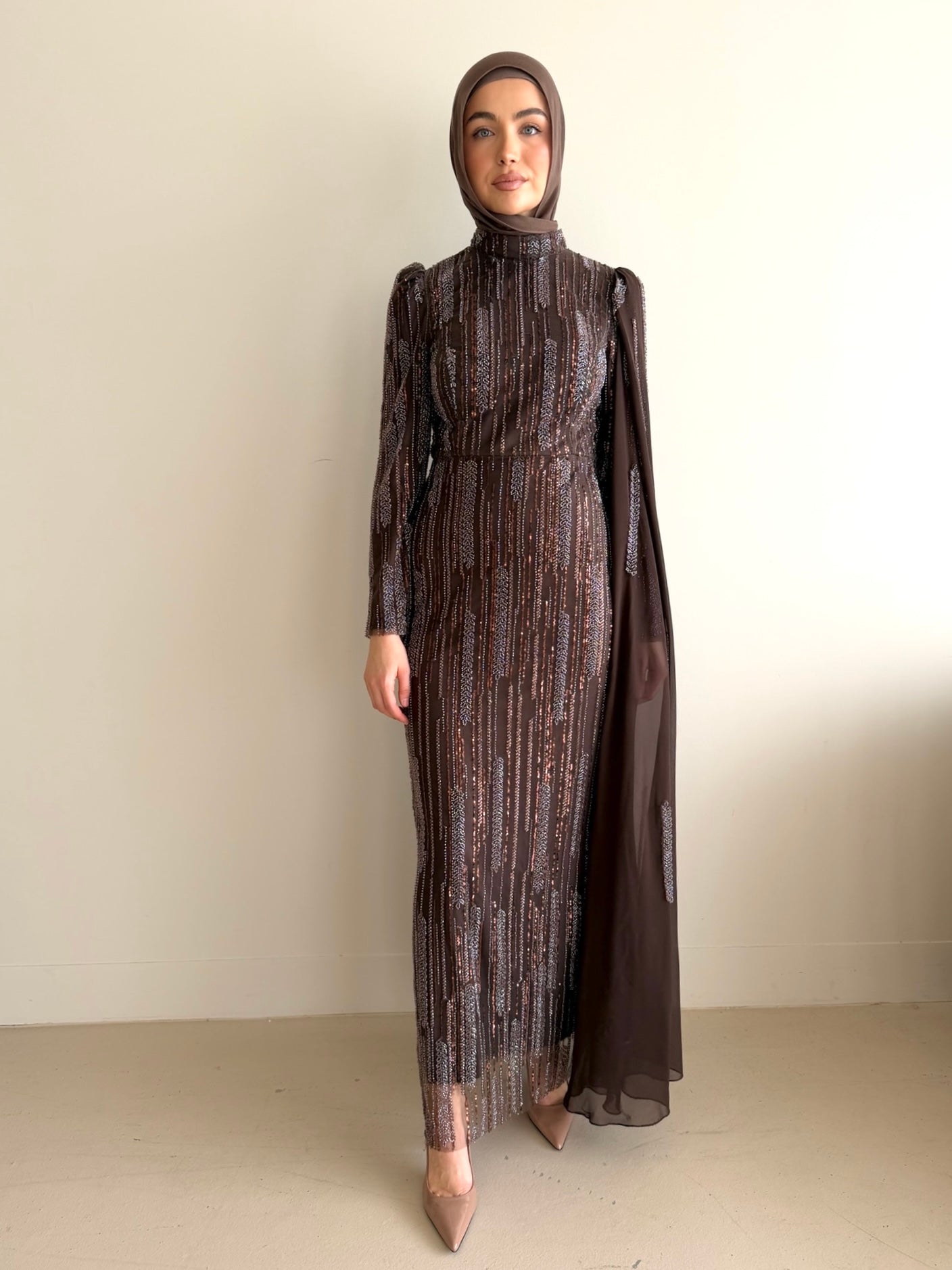 ELLEN SEQUINS DRESS- ESPRESSO
