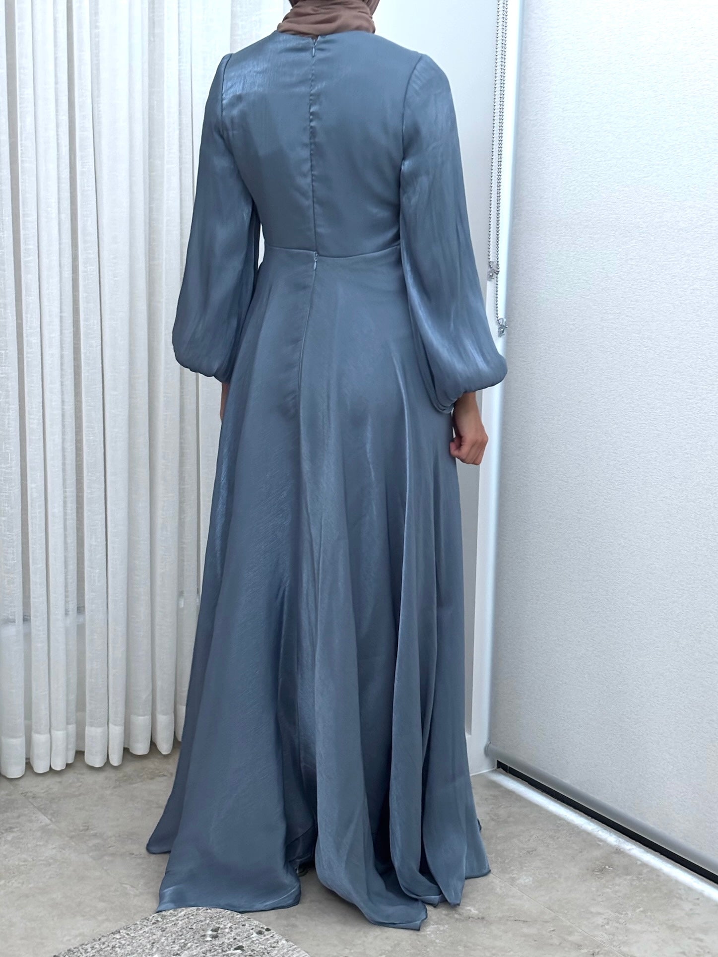 NOUR TWIST DRESS- BLUE