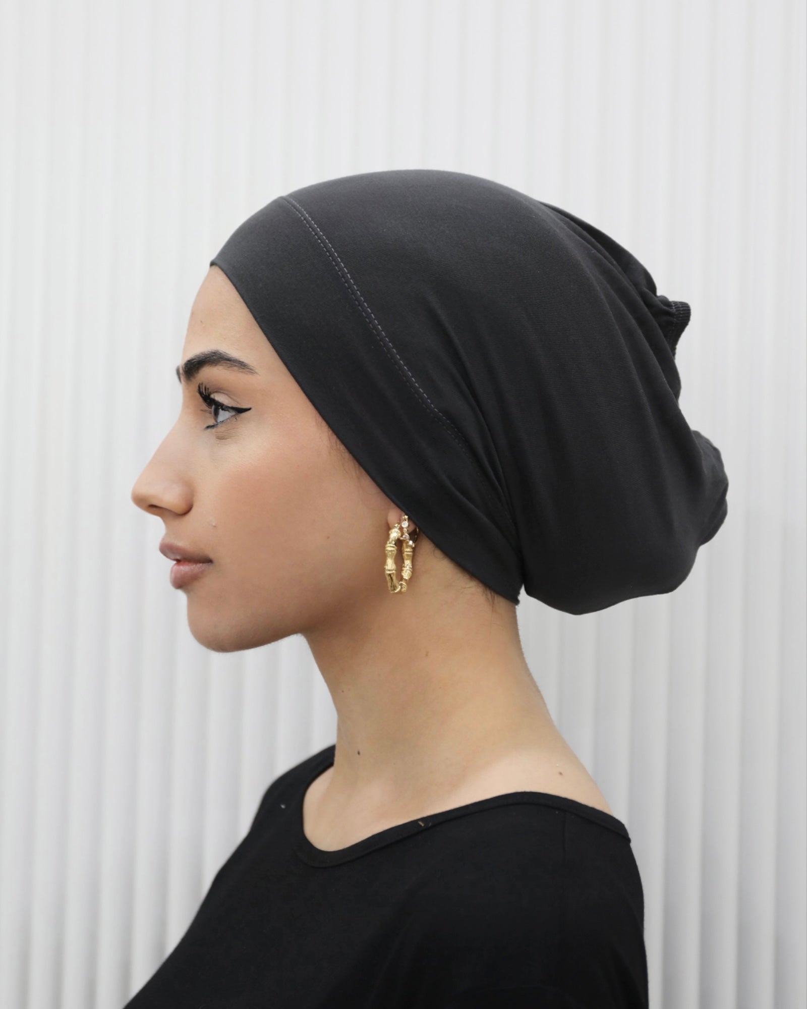 Used to cover Hair under the scarf. Made by natural bamboo fibres which gives a soft and comfortable feel.