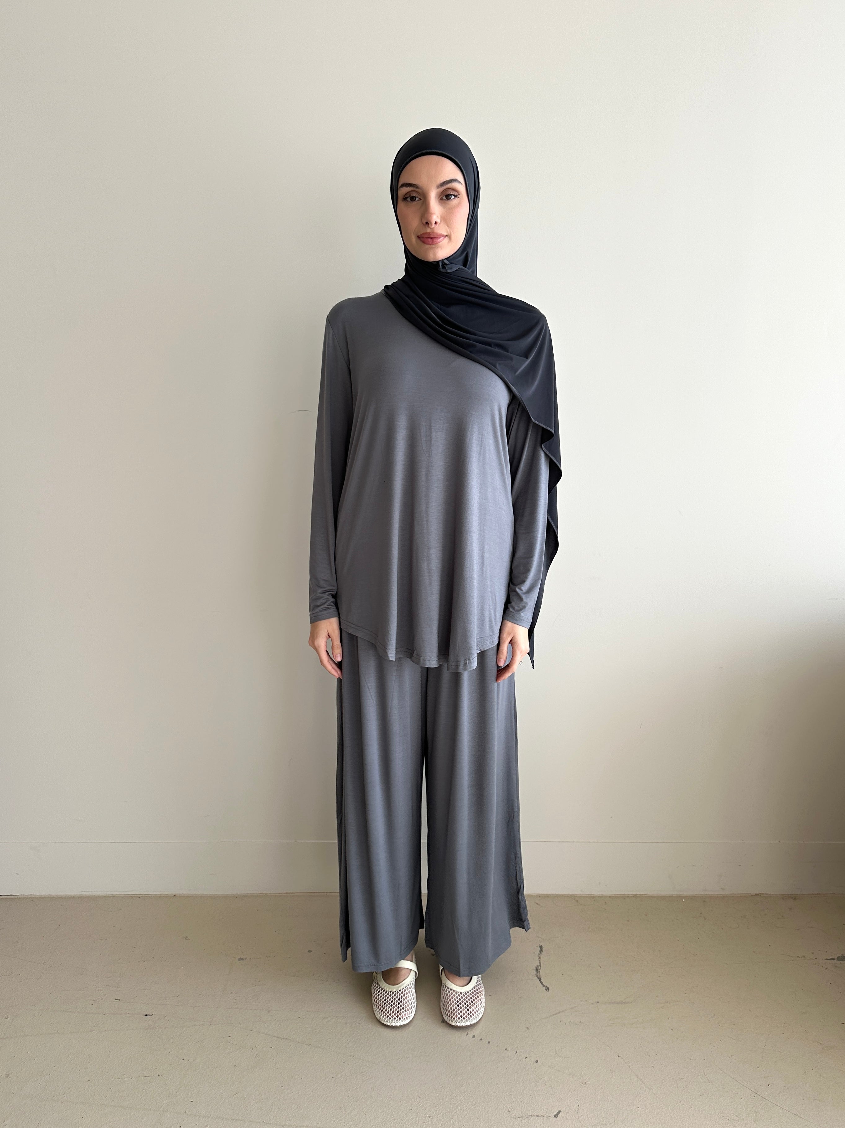 ESSENTIAL RELAXED TOP