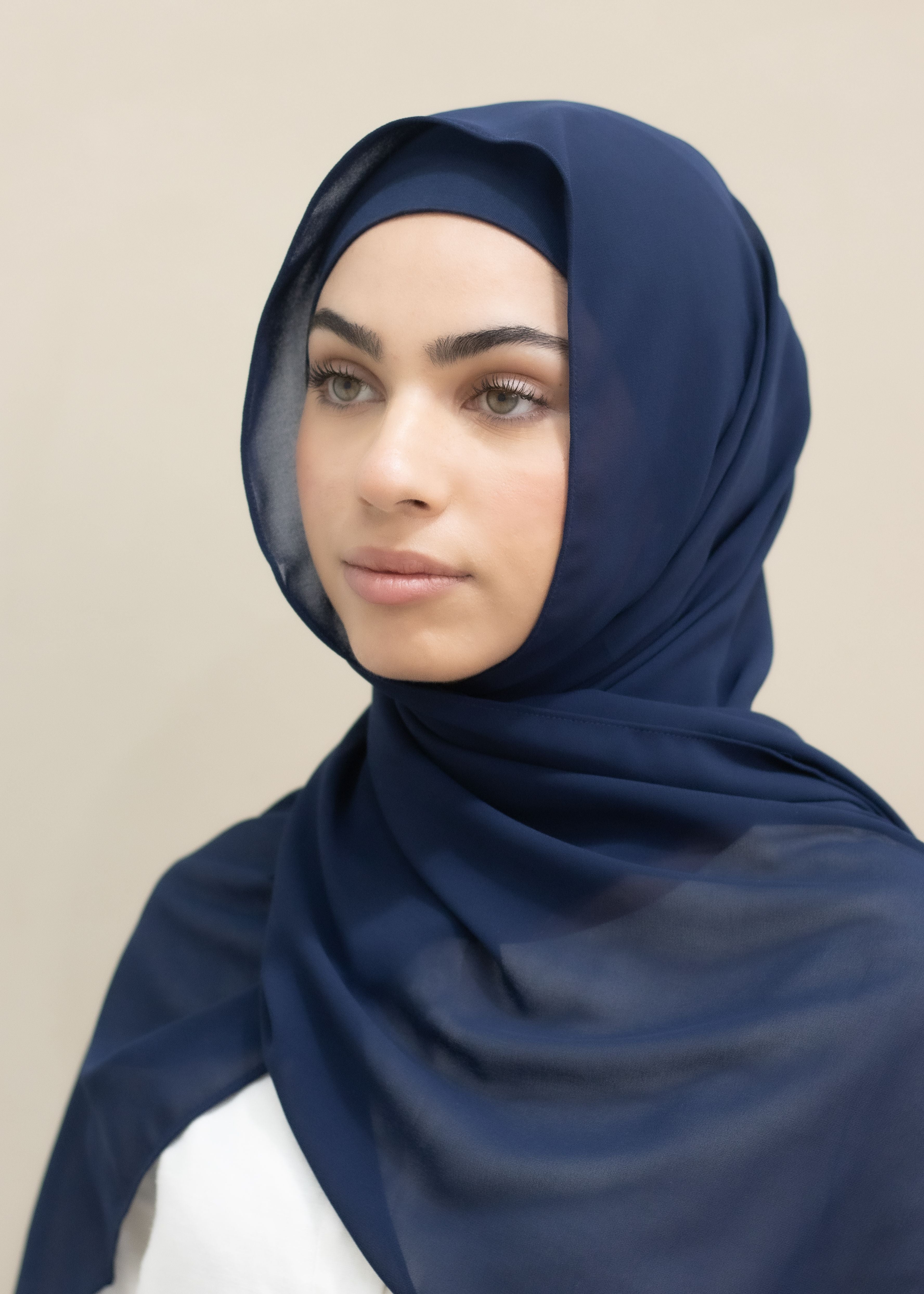 They offer the elegance of chiffon whilst being slightly opaquer, has a non-slip finish, still giving you that flowy look. Perfect or everyday wear or occasions, these hijabs drape beautifully and are comfortable.