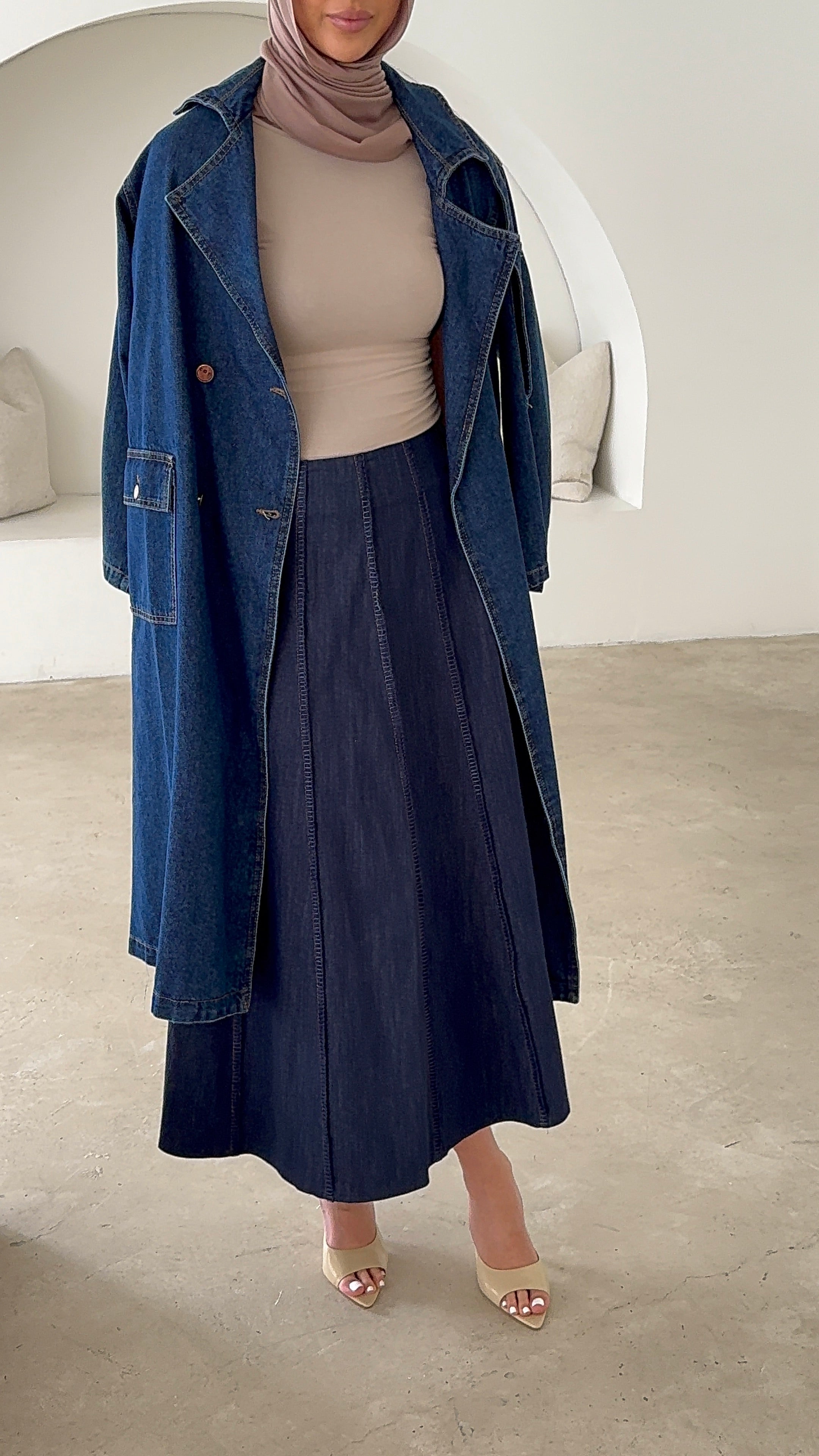 Lightweight trench coat with detachable waist tie long sleeves modest outerwear