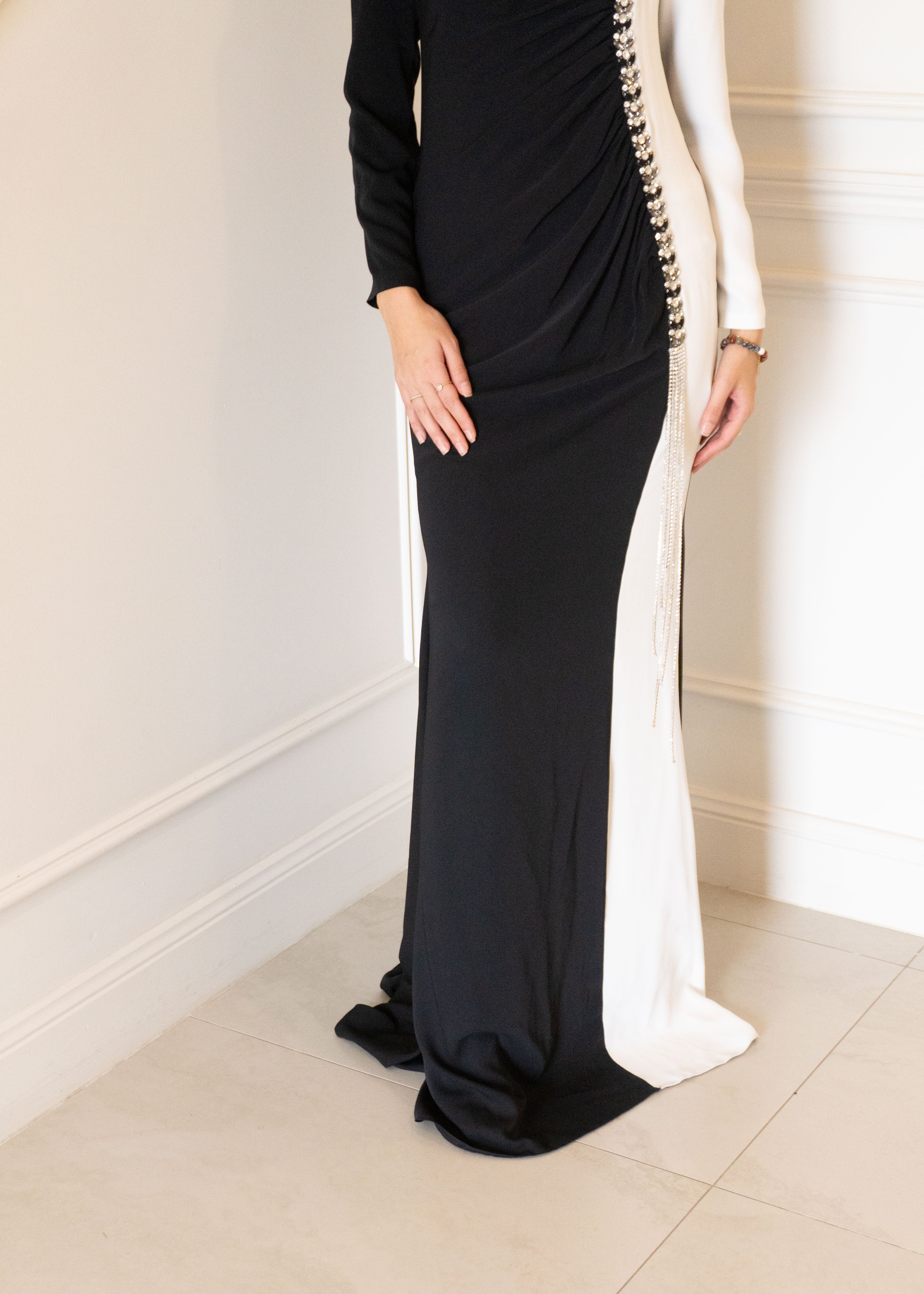 ZARIA FORMAL DRESS- BLACK/WHITE