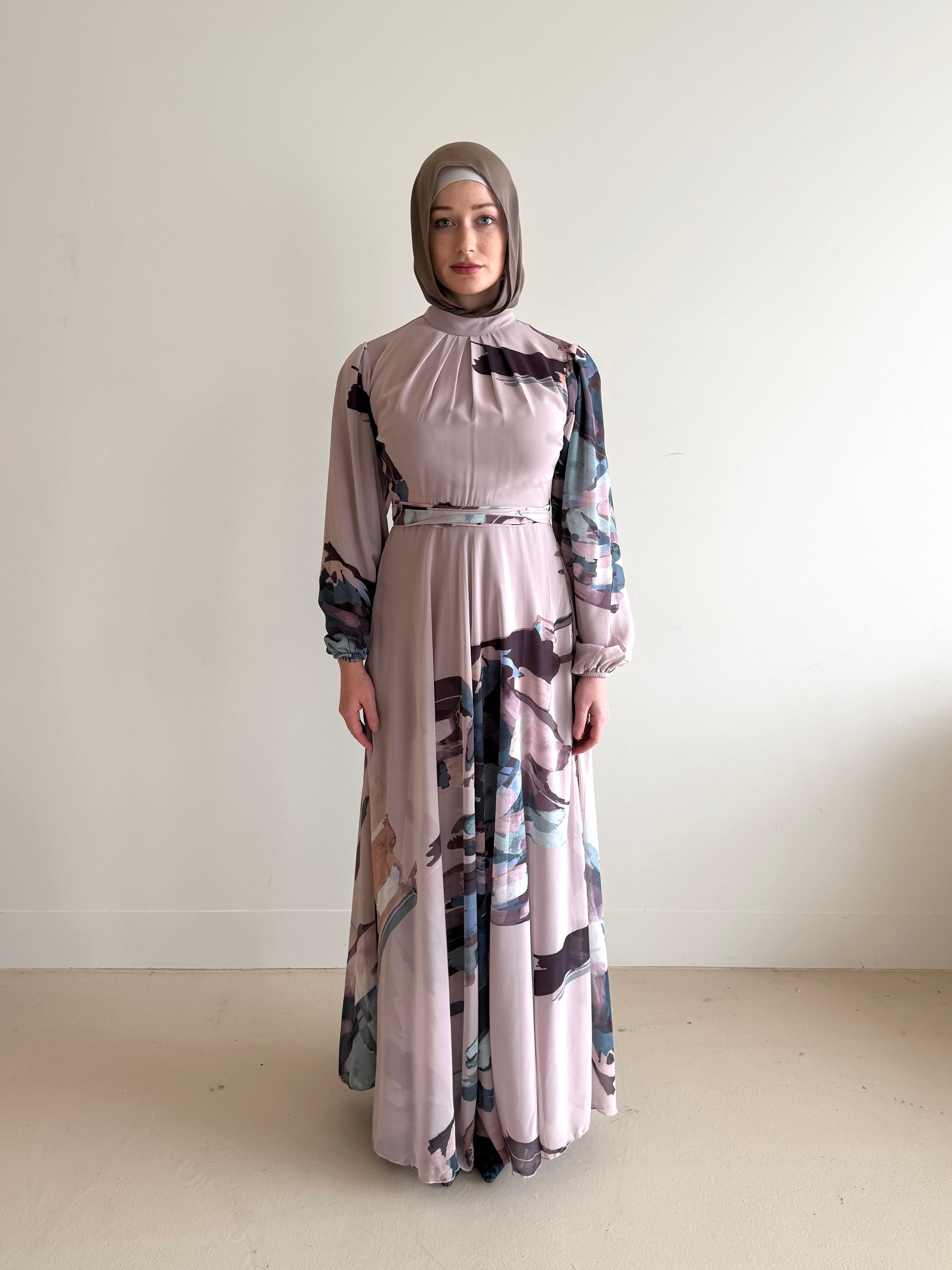 women's maxi chiffon printed dress with abstract print and long sleeve or modest, hijabi women for spring/summer.
