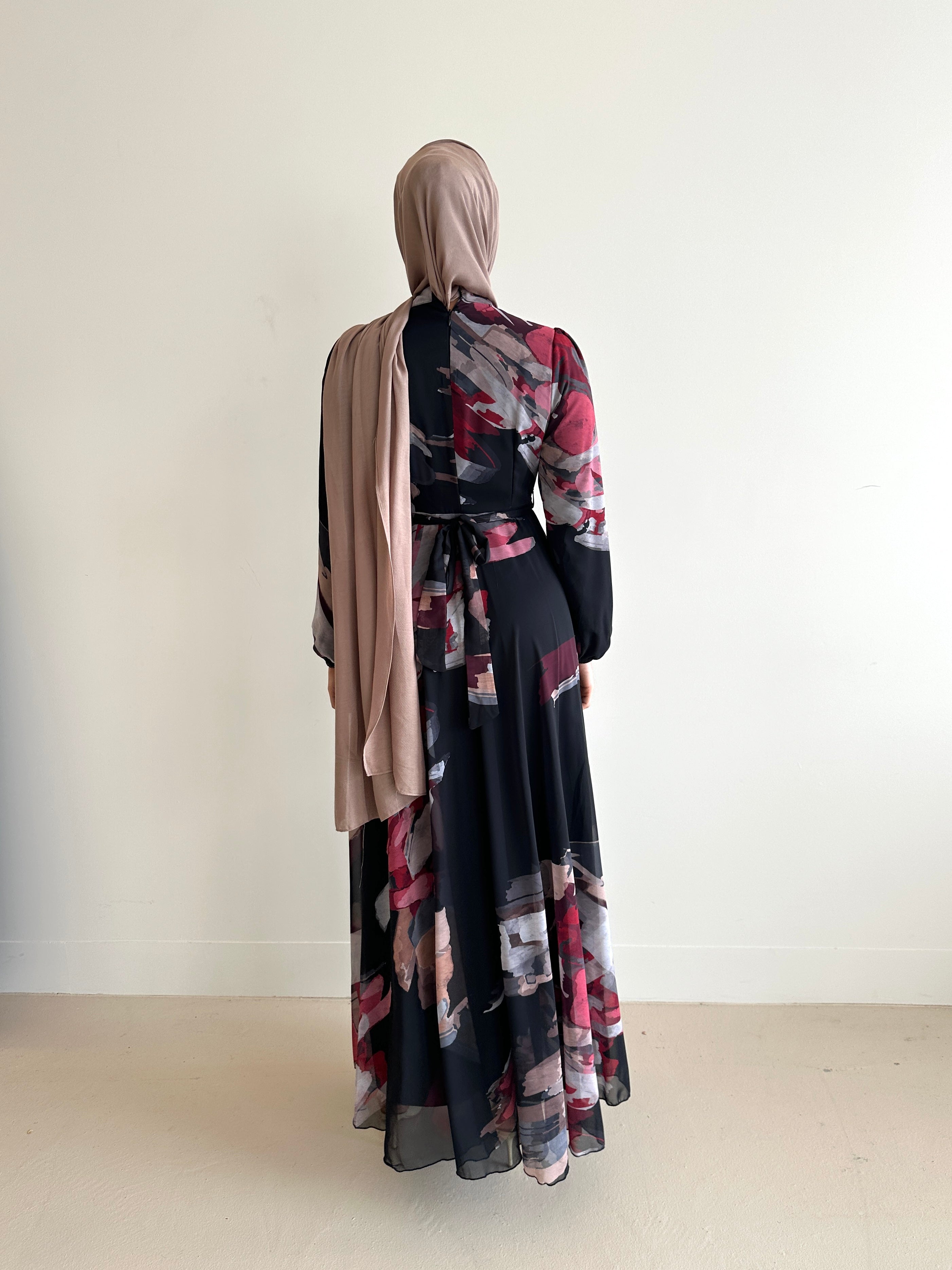 women's long sleeve, maxi abstract print dress, modest with hijab, black, spring/summer dress