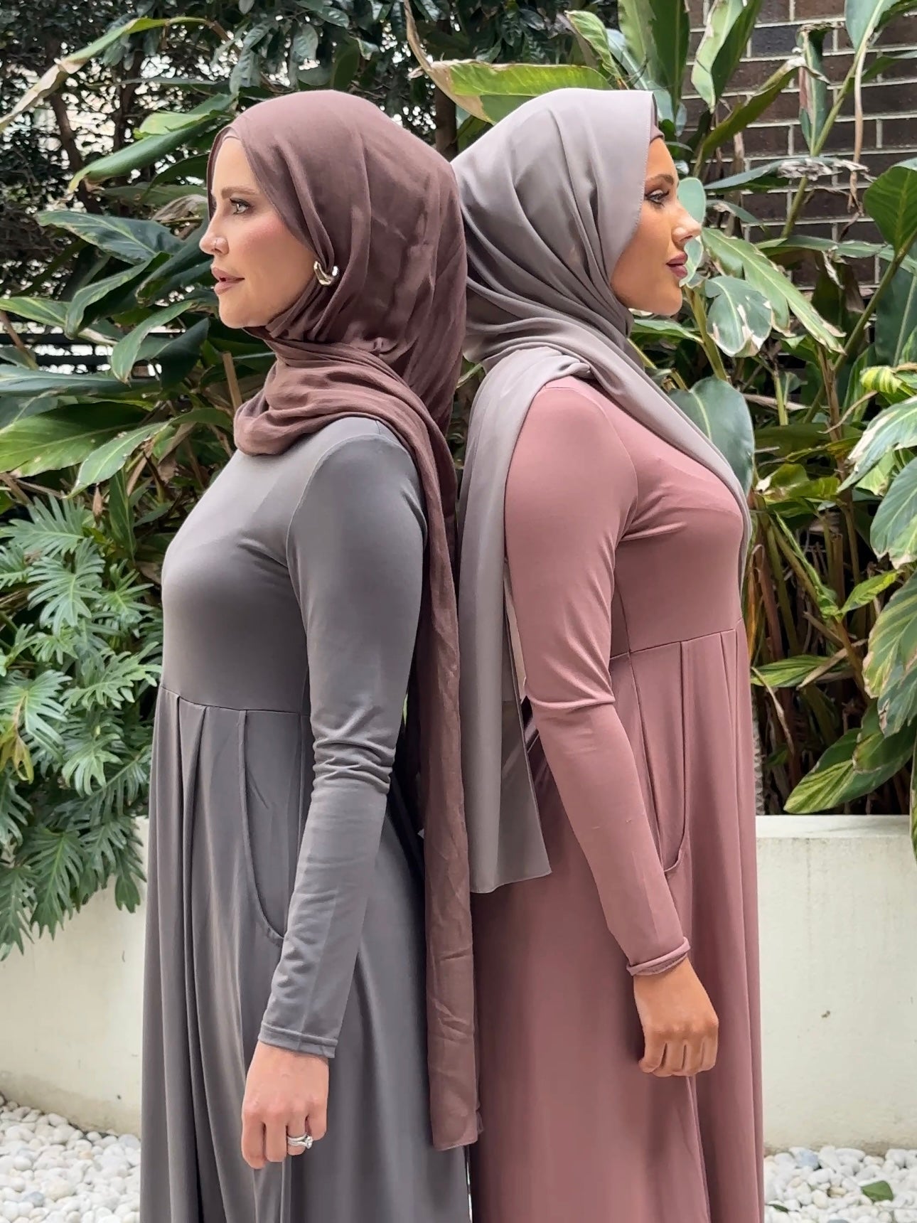 women's maxi jersey dress, versatile and lightweight for spring/summer with pockets, modest dress for hijabi