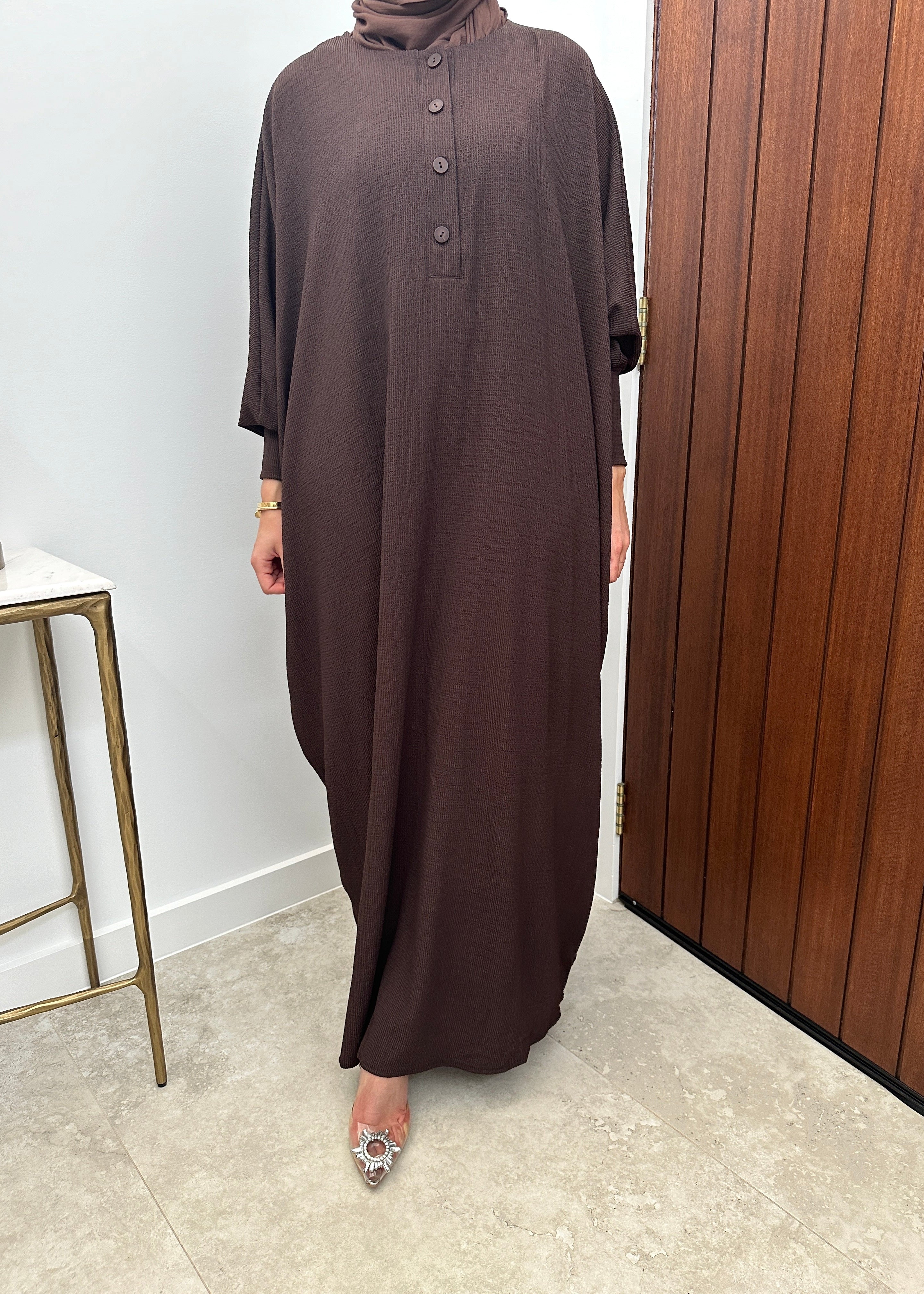 women's oversize abaya, maxi dress with long sleeves and full length, lightweight with buttons and modest for all seasons.