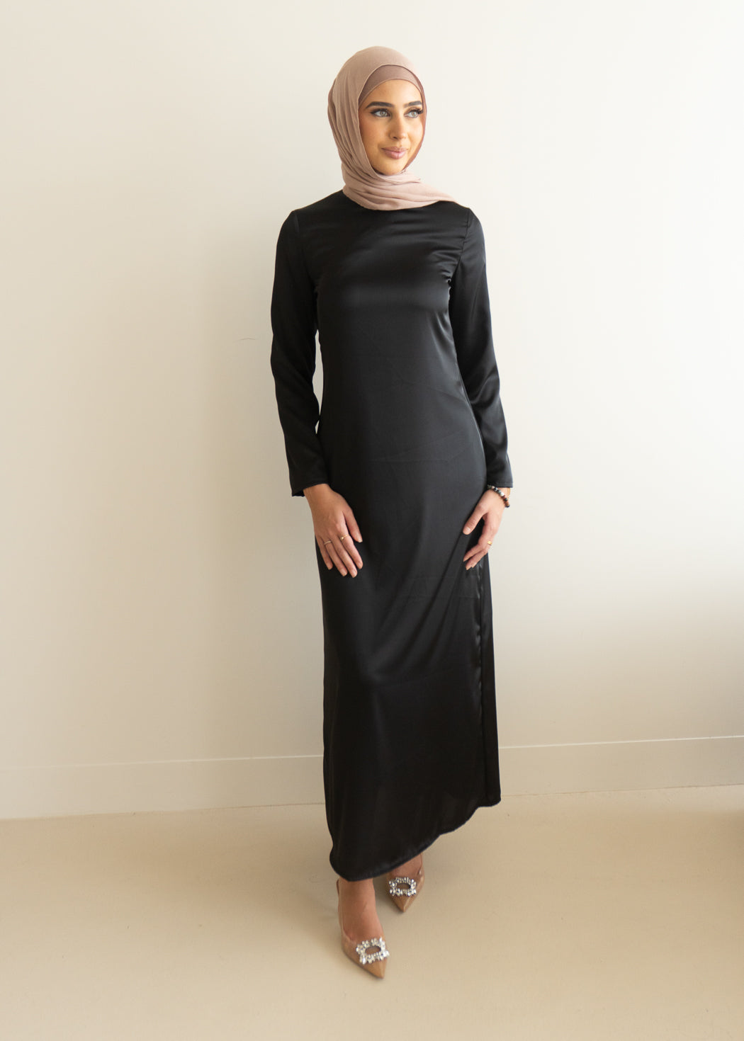 SATIN FITTED DRESS