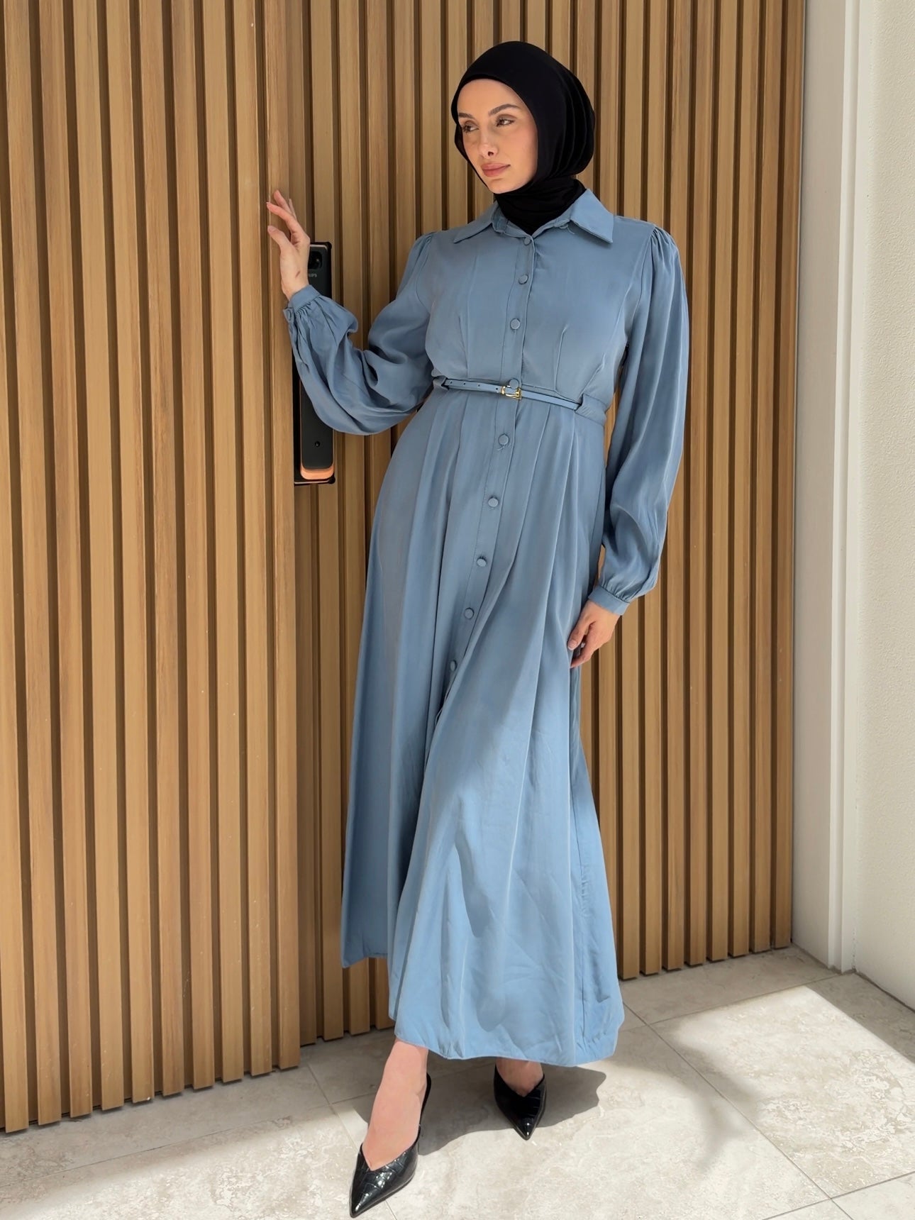 women's maxi dull length dress for spring/summer, with collar, long sleeves and centre front buttons. Dress is modest and hijabi friendly, feminine and lightweight.