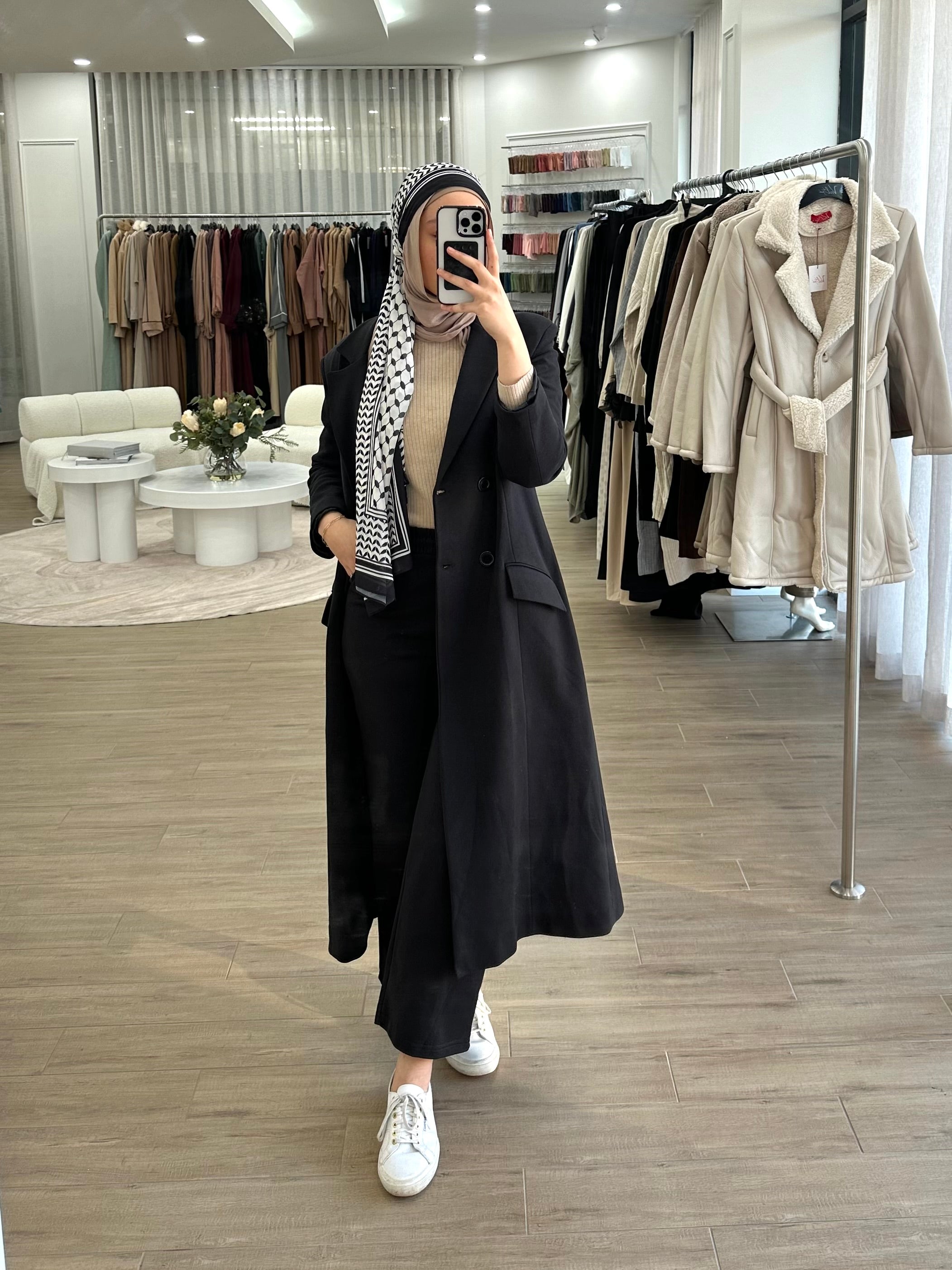 URBAN MODEST SET