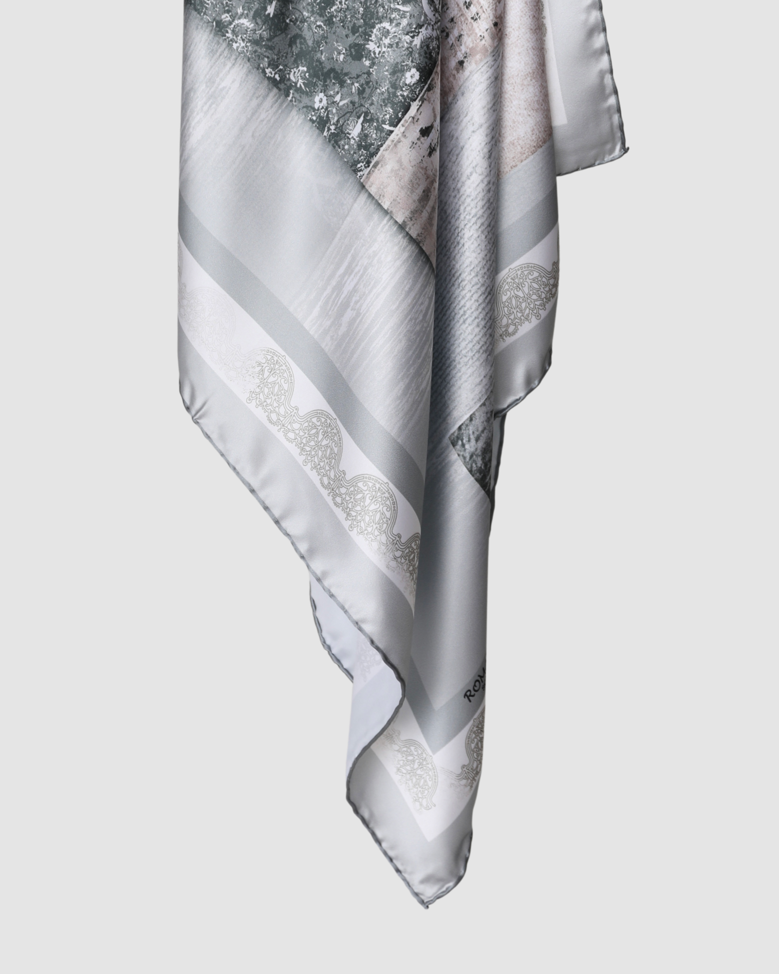 MOROCCAN SILK SQUARE HIJAB