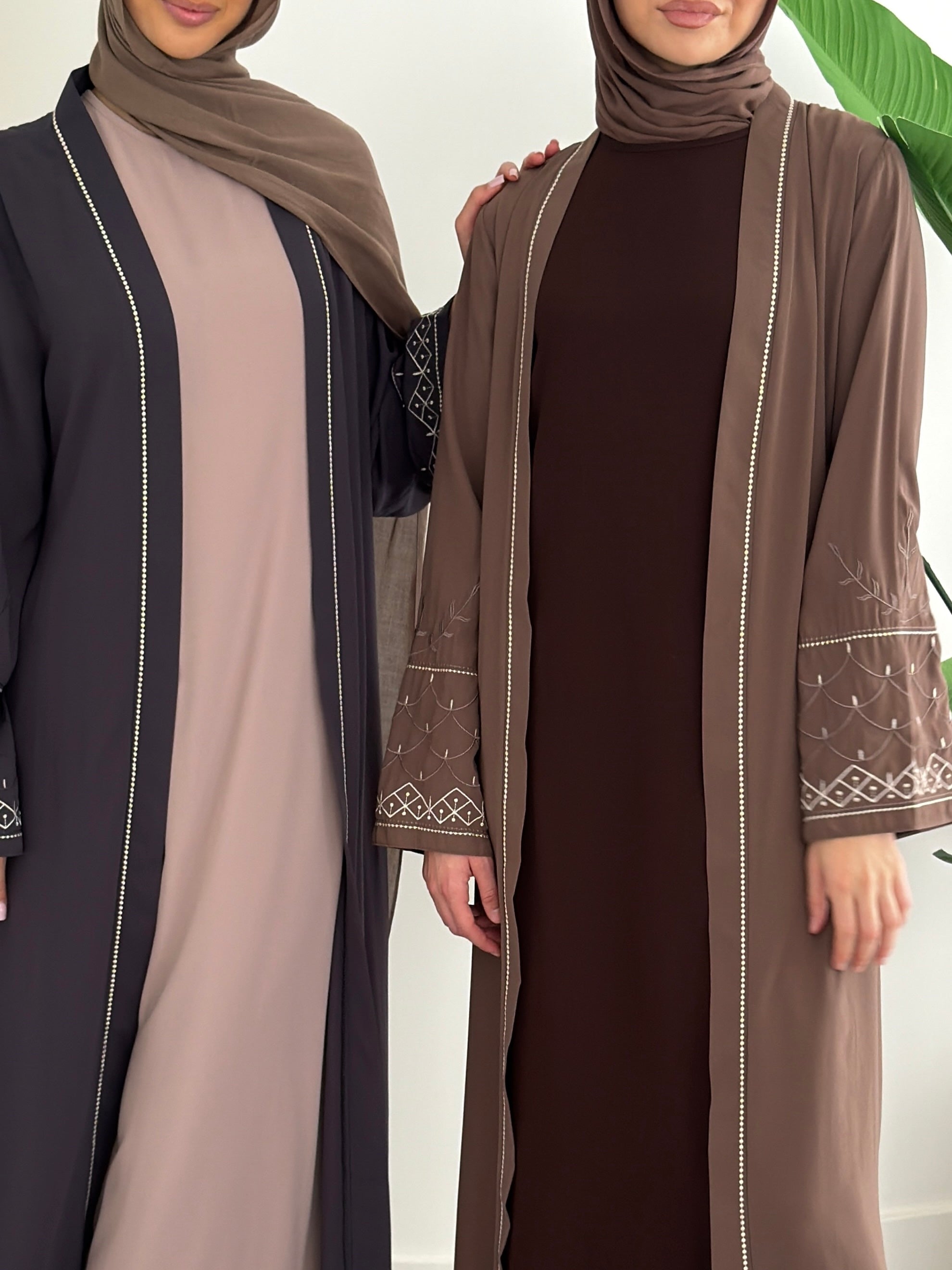 SAFINA OPEN ABAYA-CHOCOLATE