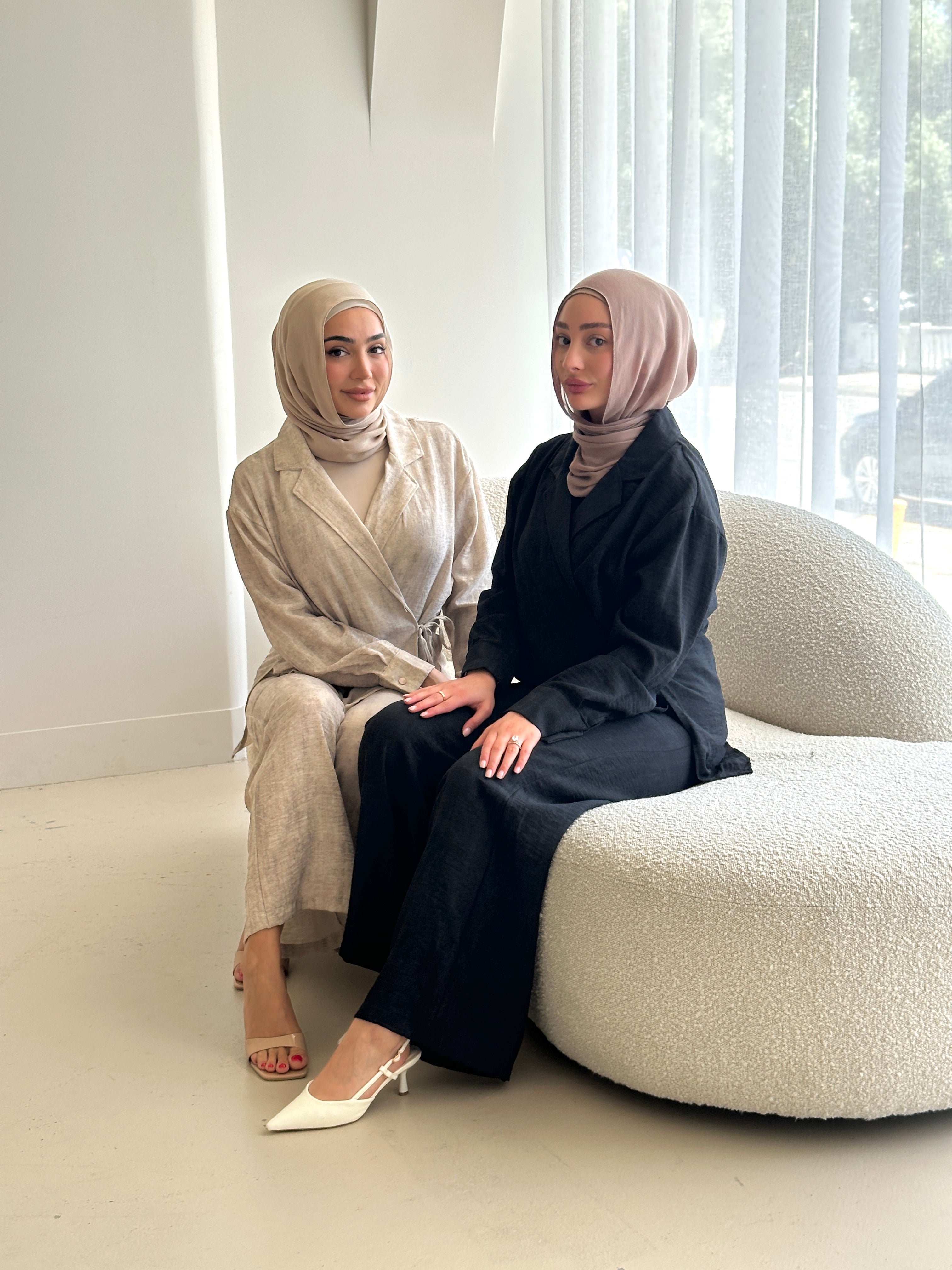 women's two piece co-ord set, includes wrap long sleeve top and full length pant. Lightweight and versatile, modest for hijab modest girls. semi-formal and classy to wear for brunch, gatherings, meetings, dinner date. 