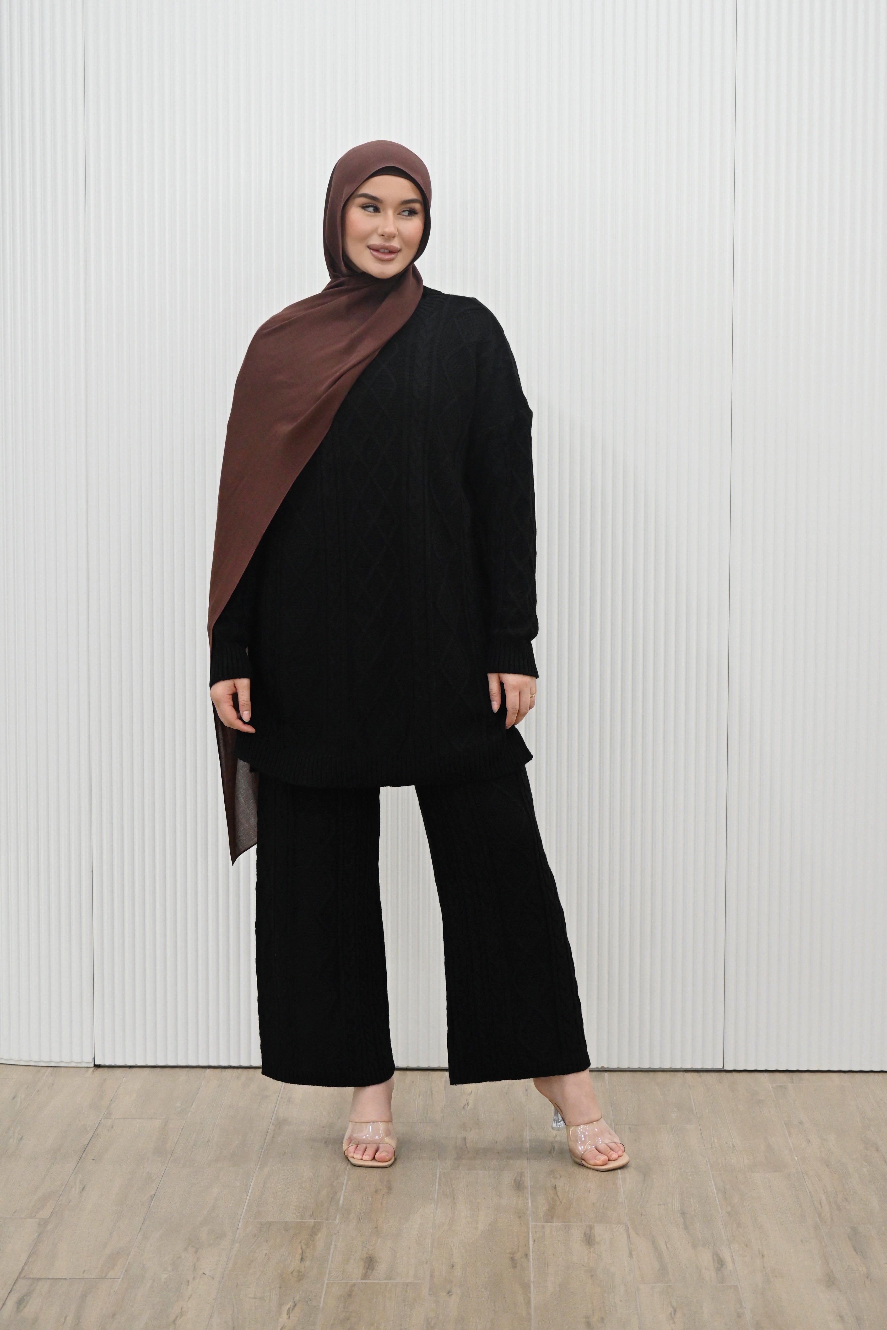 LARA KNIT TOP & PANTS SET