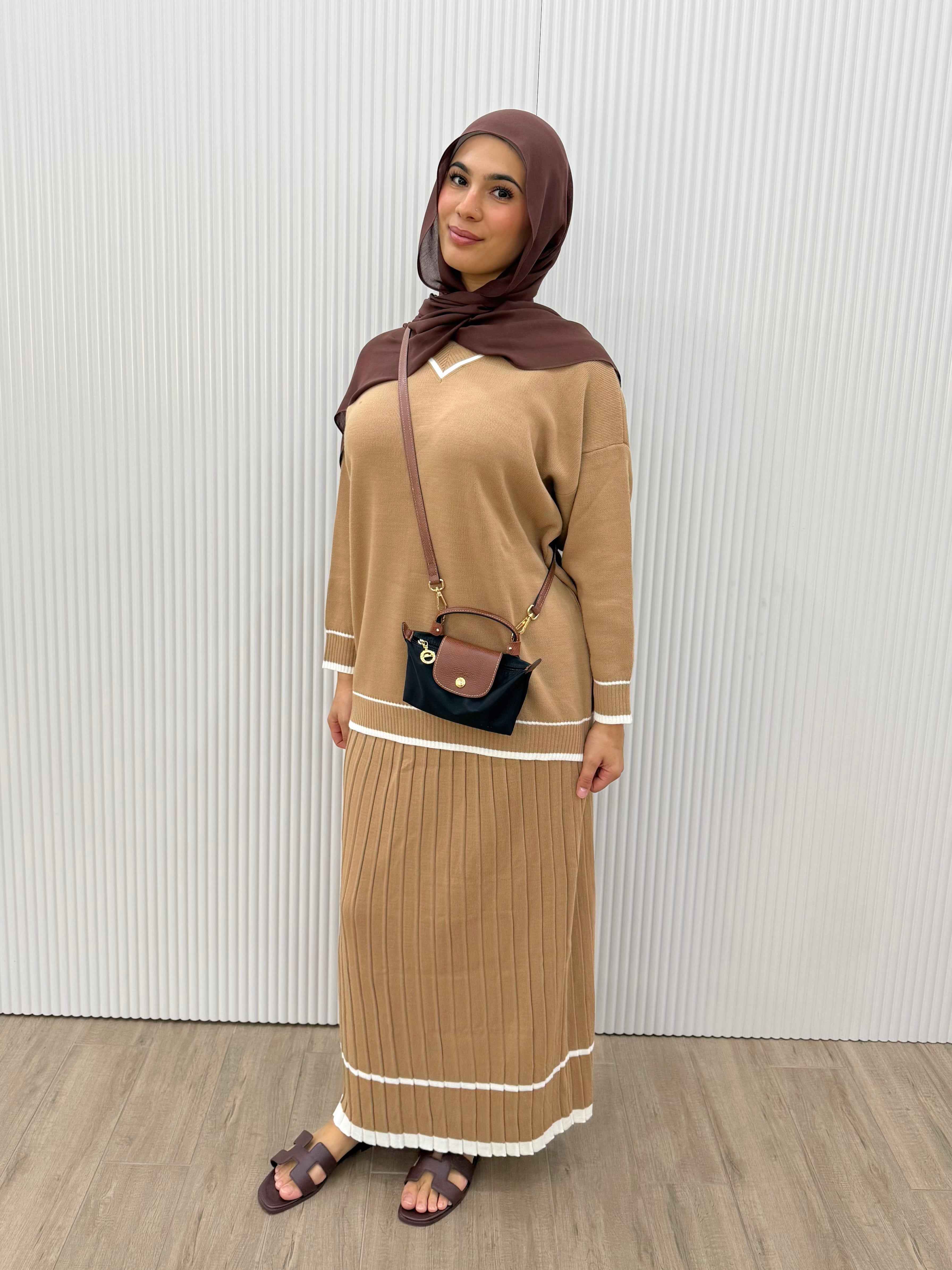 KNIT PLEATED SKIRT & TOP