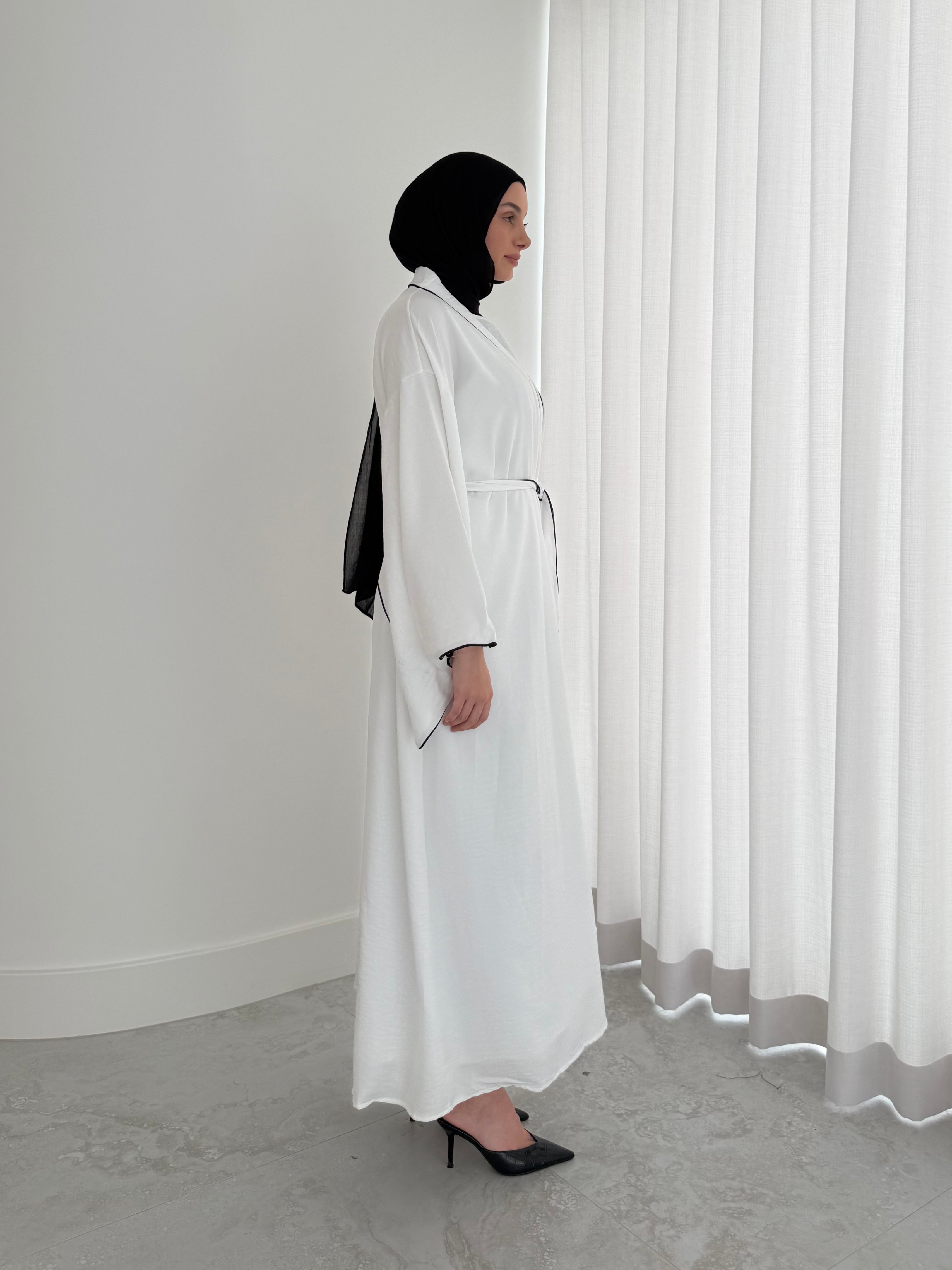 women's 2 piece abaya set, lightweight for spring/summer. full length, maxi with long sleeves with full coverage and suitable for modest hijab girls.