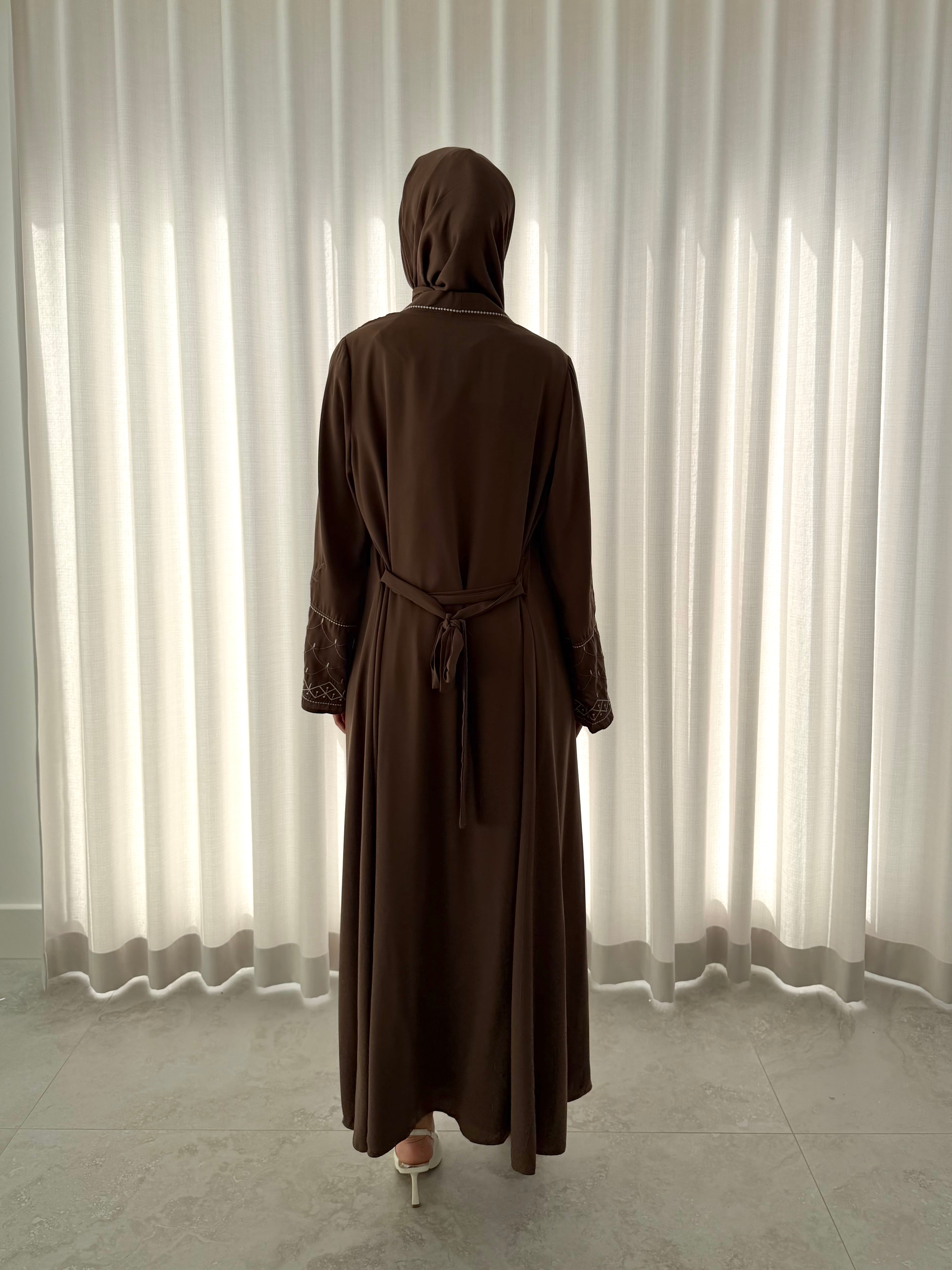 SAFINA OPEN ABAYA-CHOCOLATE