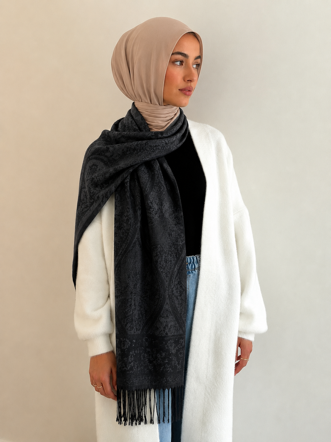 CRAFTED PASHMINA -BLACK