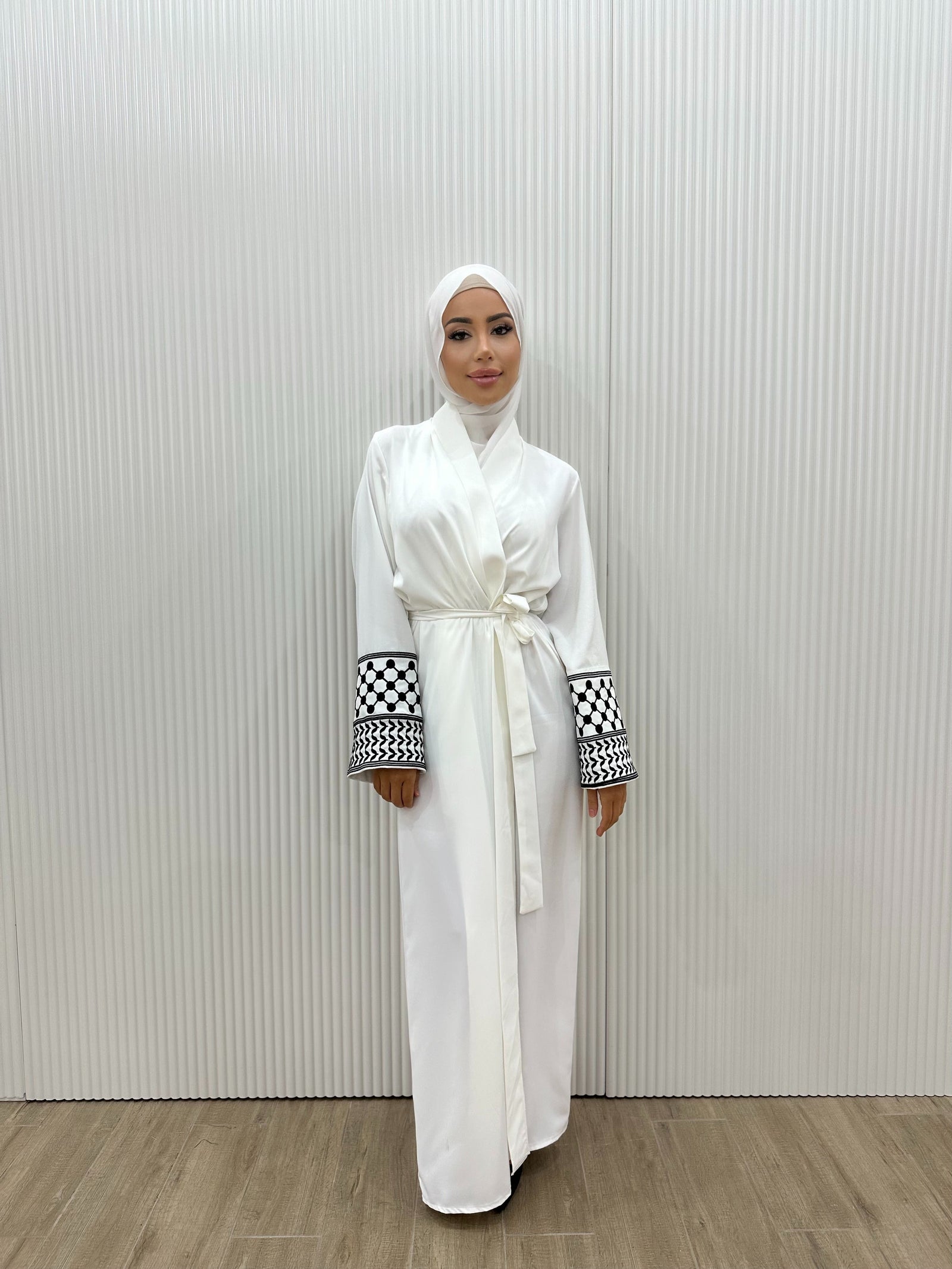 Baggy sleeve abaya clearance