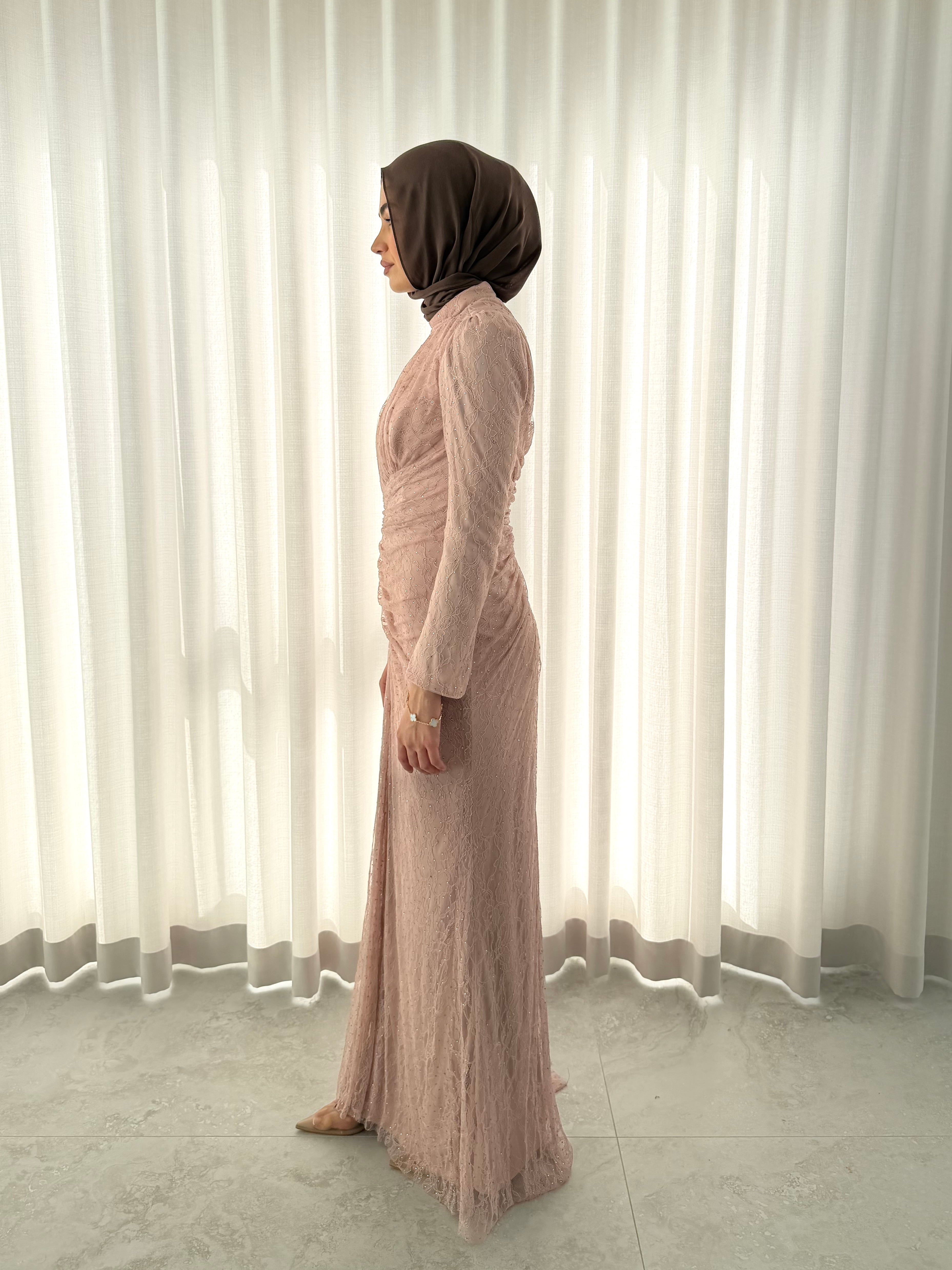 LACE ROYALE FORMAL DRESS- POWDER PINK