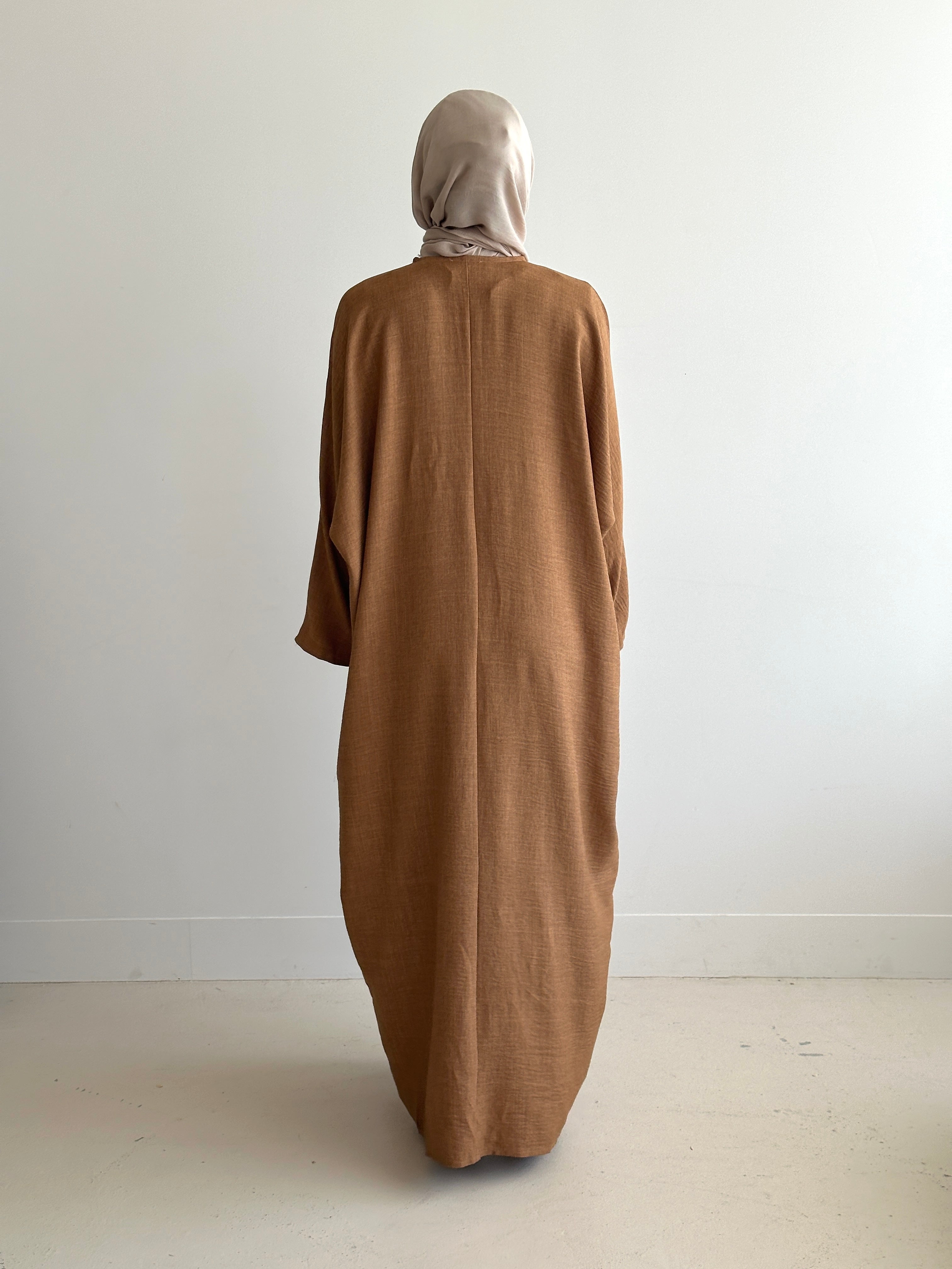 women's 3 piece set. includes loose pant with sleeveless top and full length kimono. available in 4 colours. set is lightweight, loose, comfortable, versatile, modest with full coverage and is for hijabi muslim women. Beautiful to wear dressed down or up- brunch, picnic, gatherings, dinners, engagement, day/night event and graduations. 