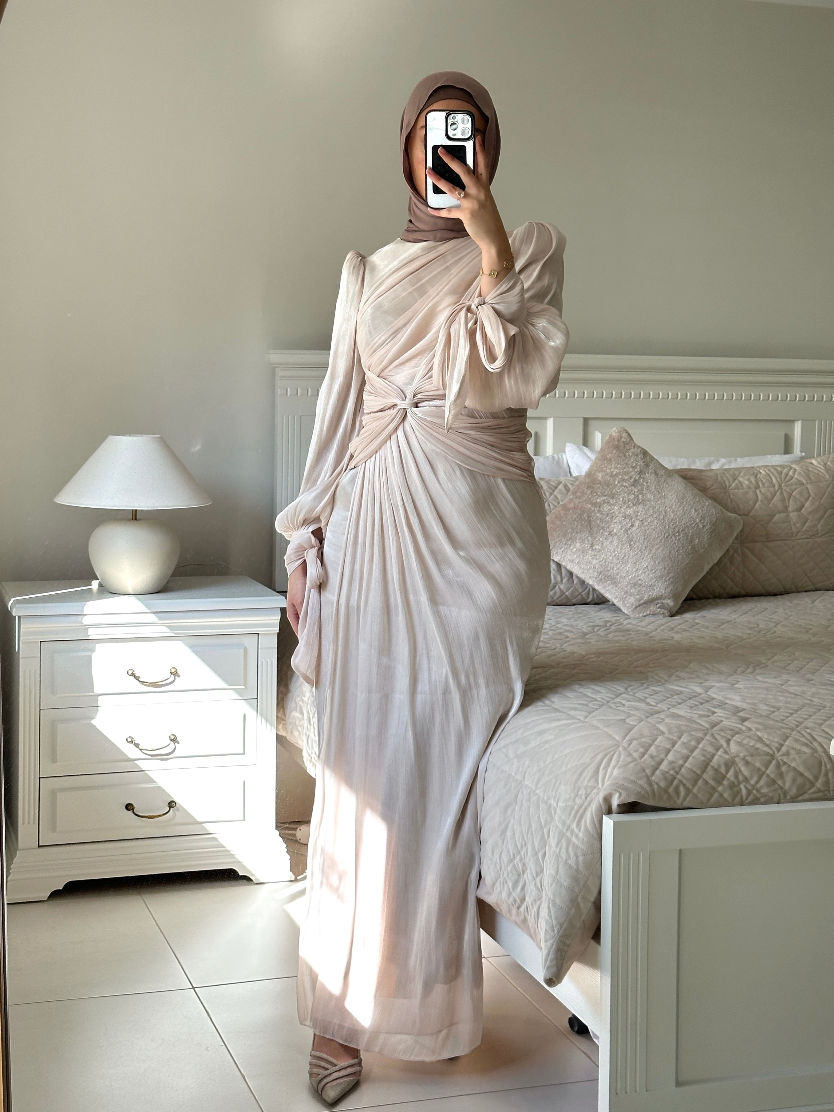 MARIAM SHIMMER DRESS- CREAM