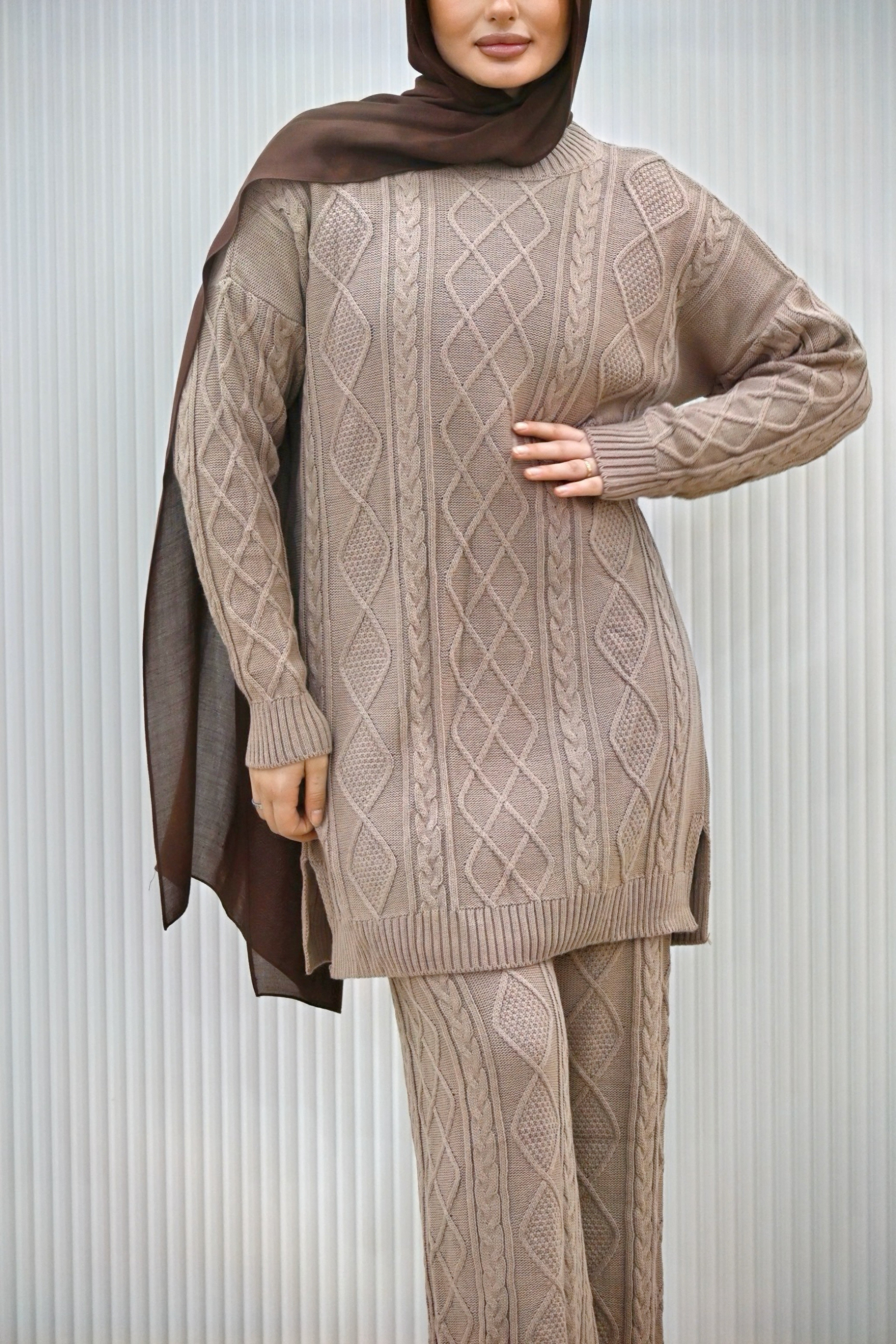 LARA KNIT TOP & PANTS SET
