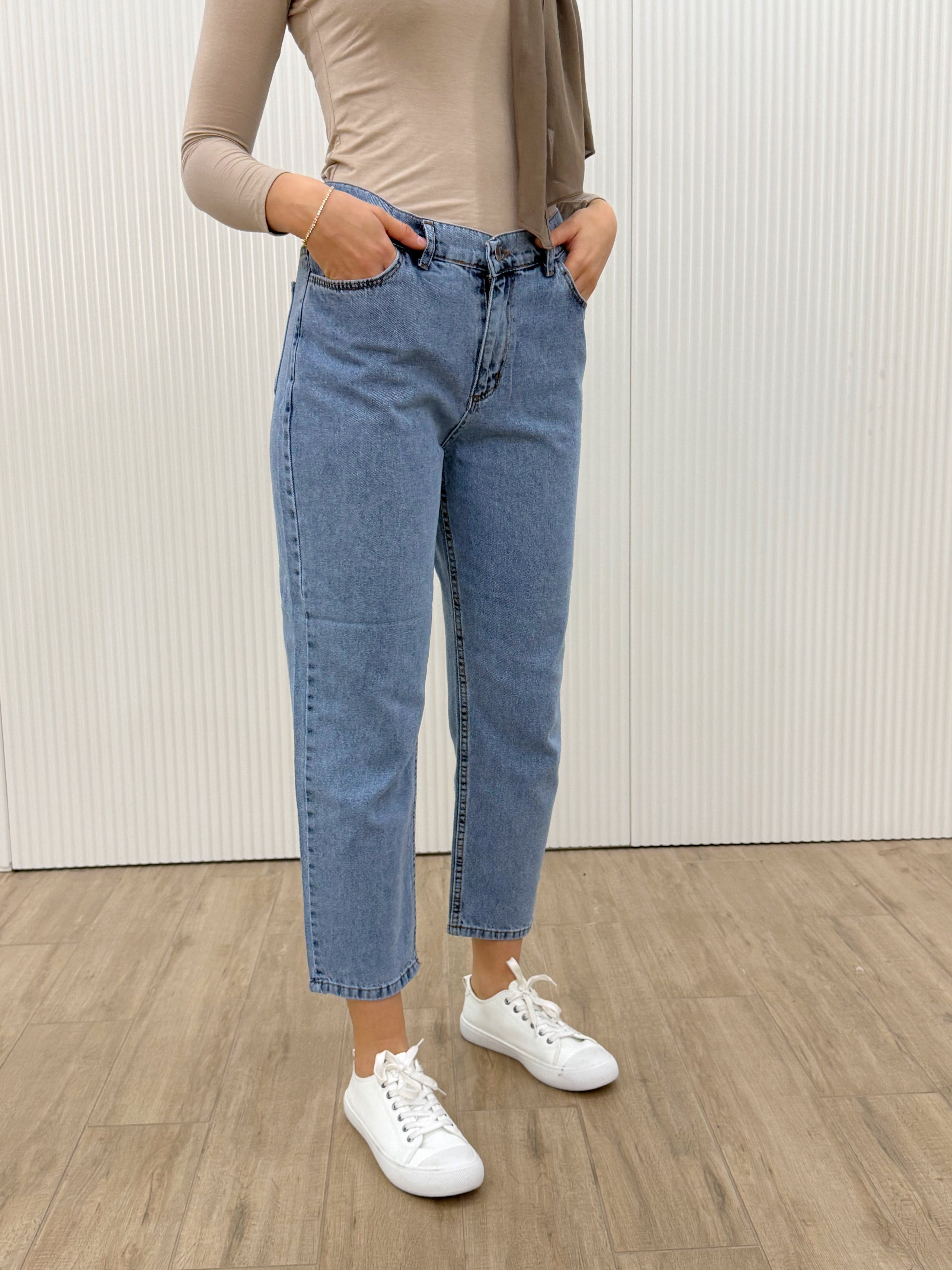 BASIC  JEANS