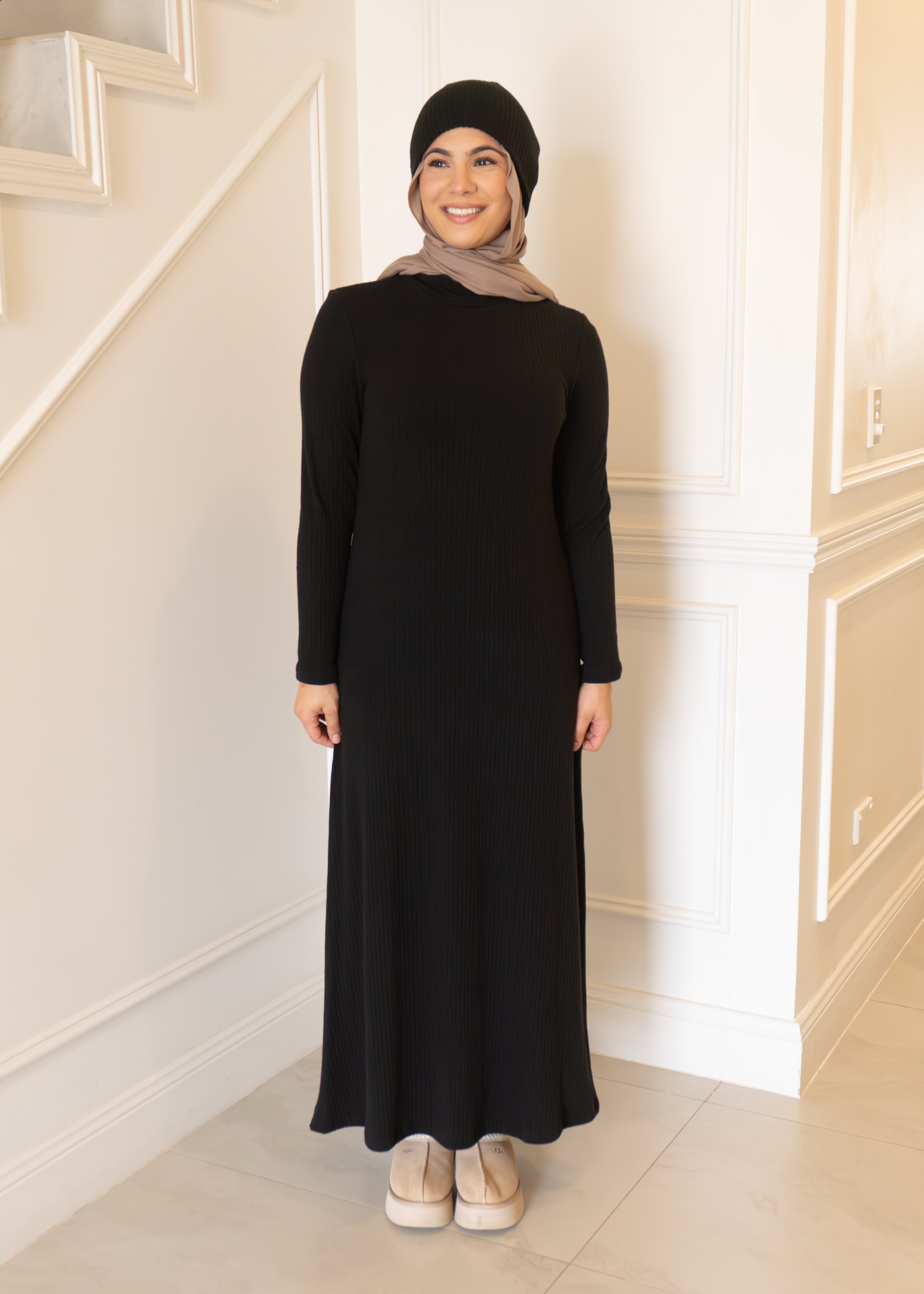 RIBBED KNIT DRESS