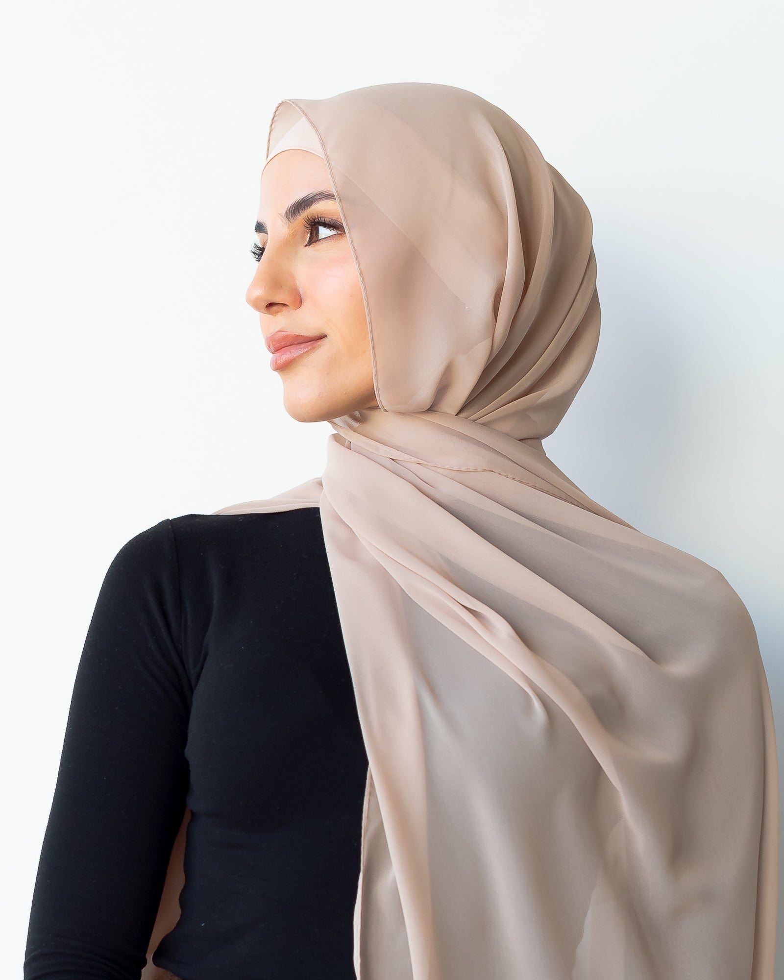 Lightweight chiffon hijab with rolled stitch edges 190cm x 63cm breathable polyester