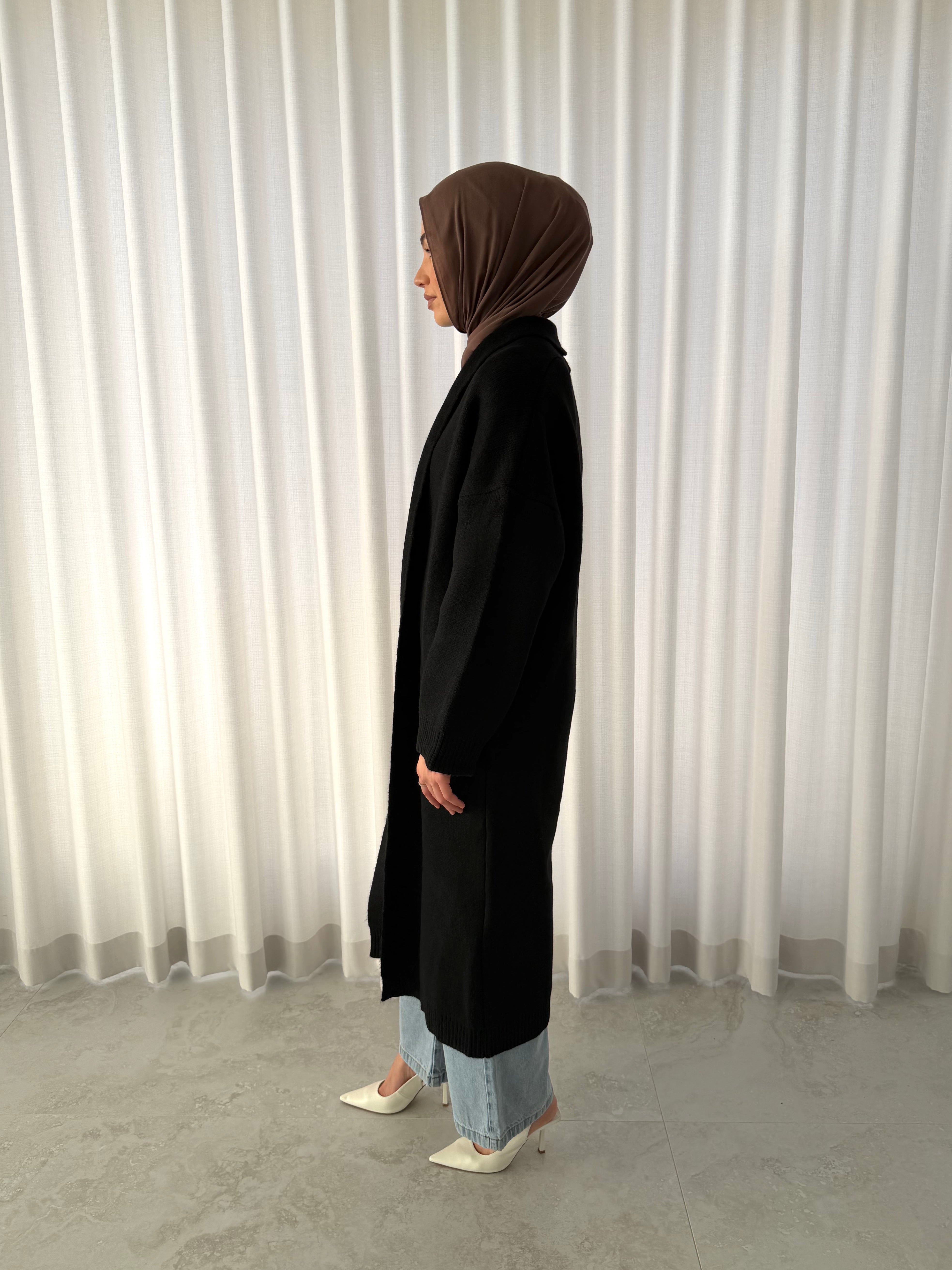 WOOL KNIT CARDIGAN