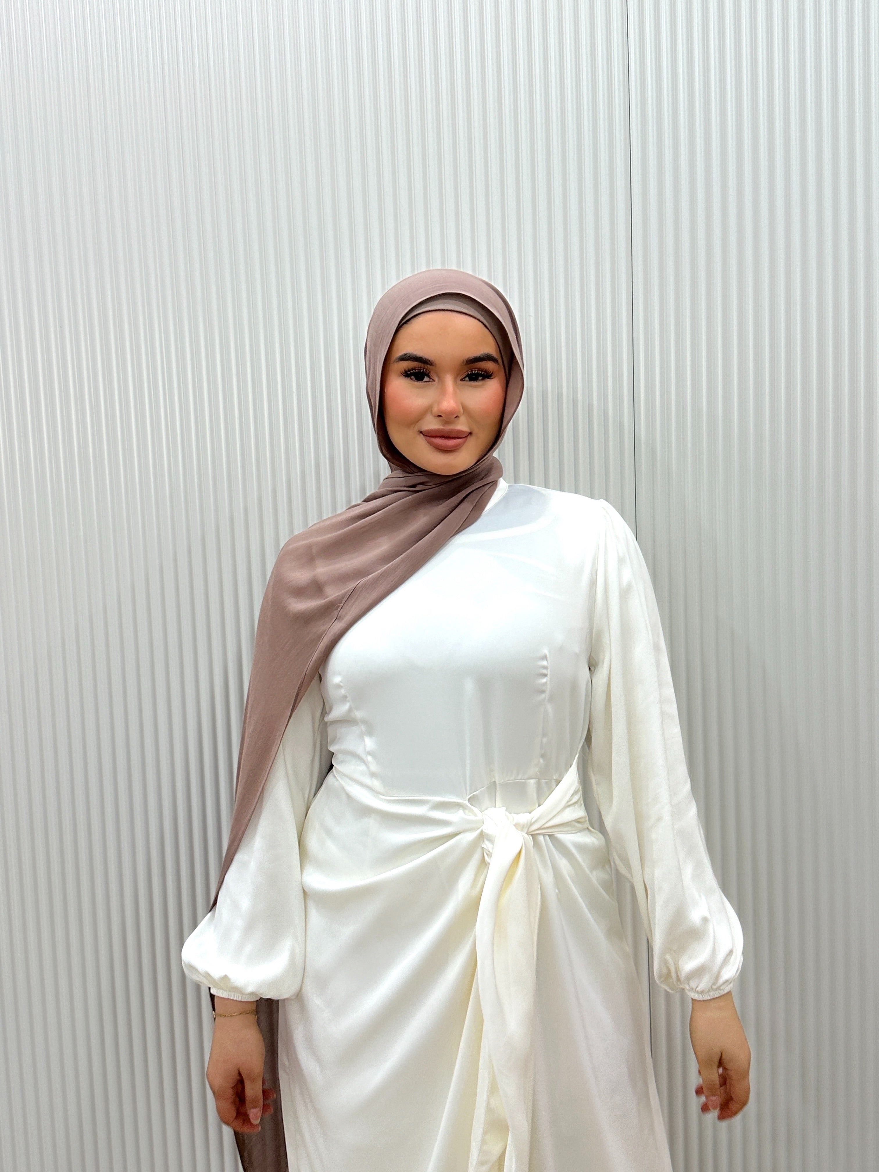 RAWAN SATIN DRESS