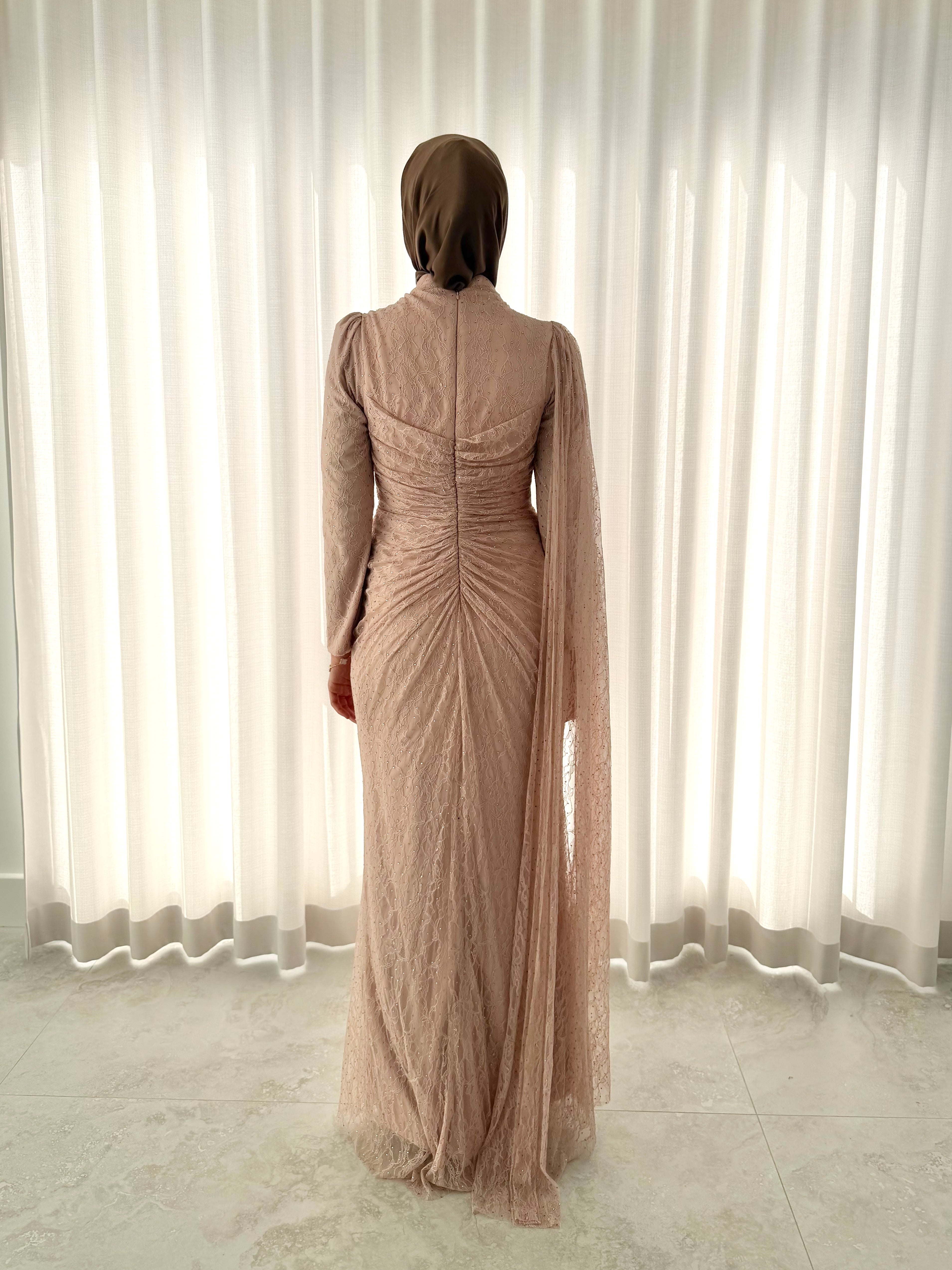 LACE ROYALE FORMAL DRESS- POWDER PINK