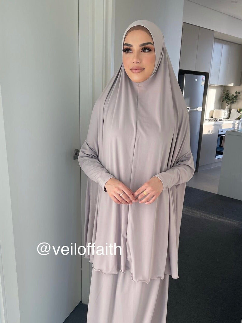 STONE JILBAB WITH SLEEVES