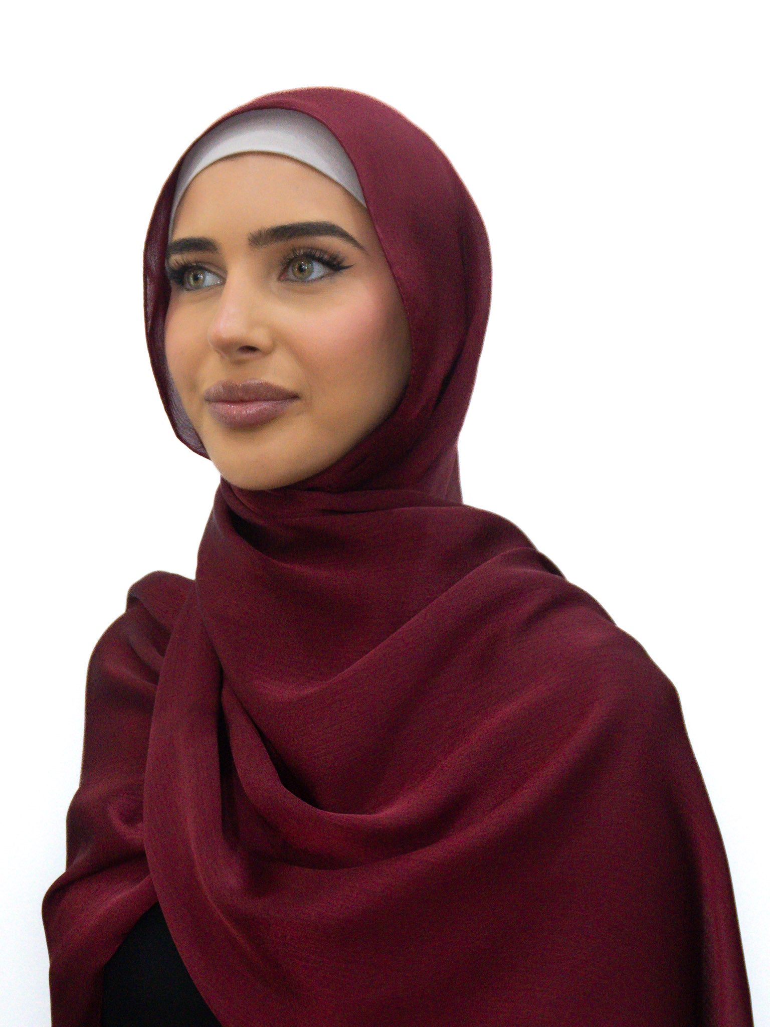 Shimmer hijab in lightweight fabric with a subtle glossy finish for formal and elevated looks.