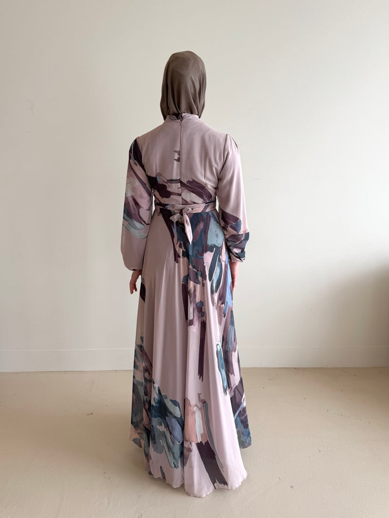 women's maxi chiffon printed dress with abstract print and long sleeve or modest, hijabi women for spring/summer.
