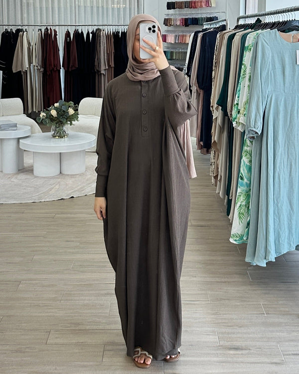 women's oversize abaya, maxi dress with long sleeves and full length, lightweight with buttons and modest for all seasons.