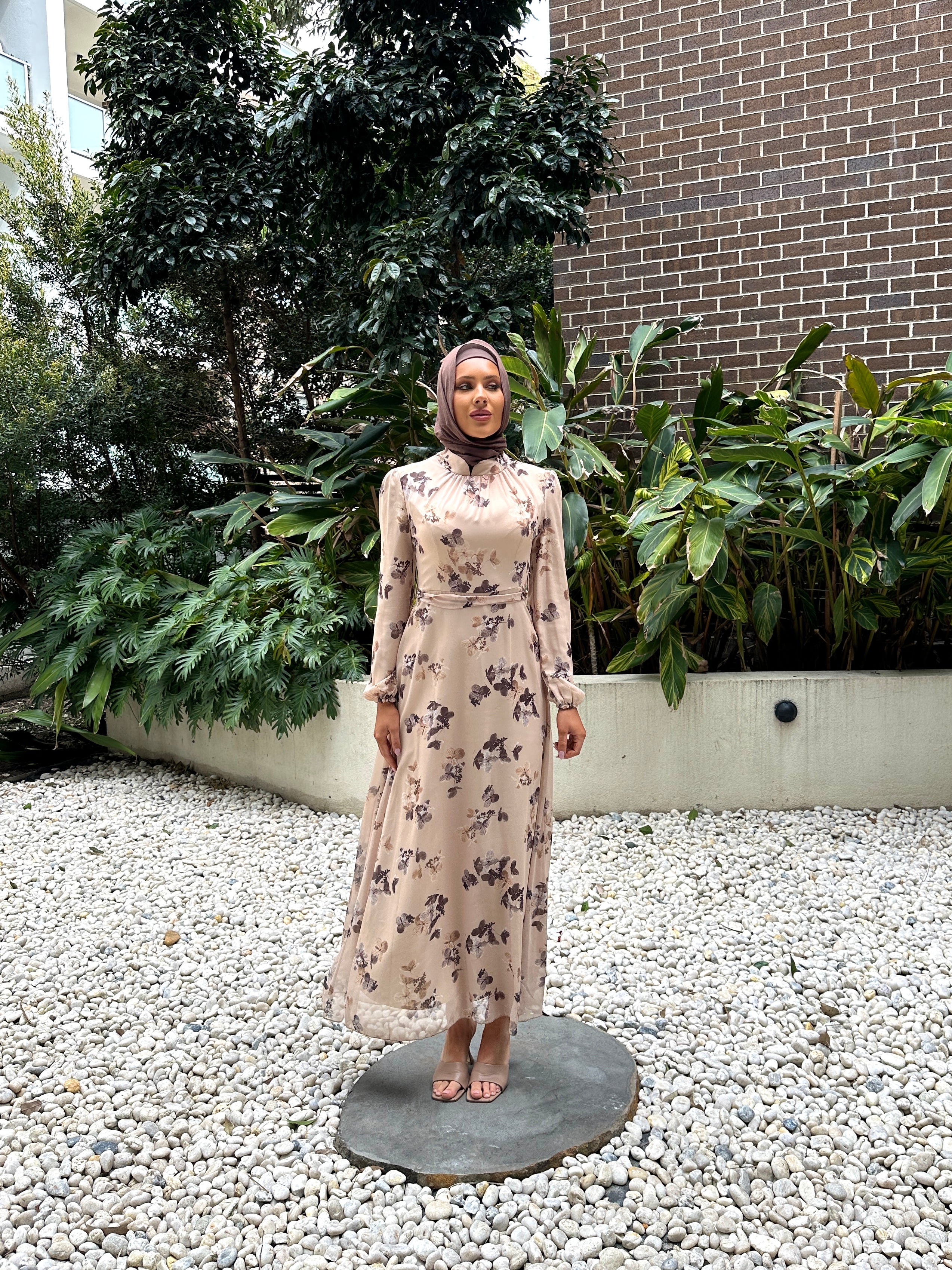 women's floral modest dress, maxi full length with long sleeves and floral chiffon print, lightweight for spring/summer