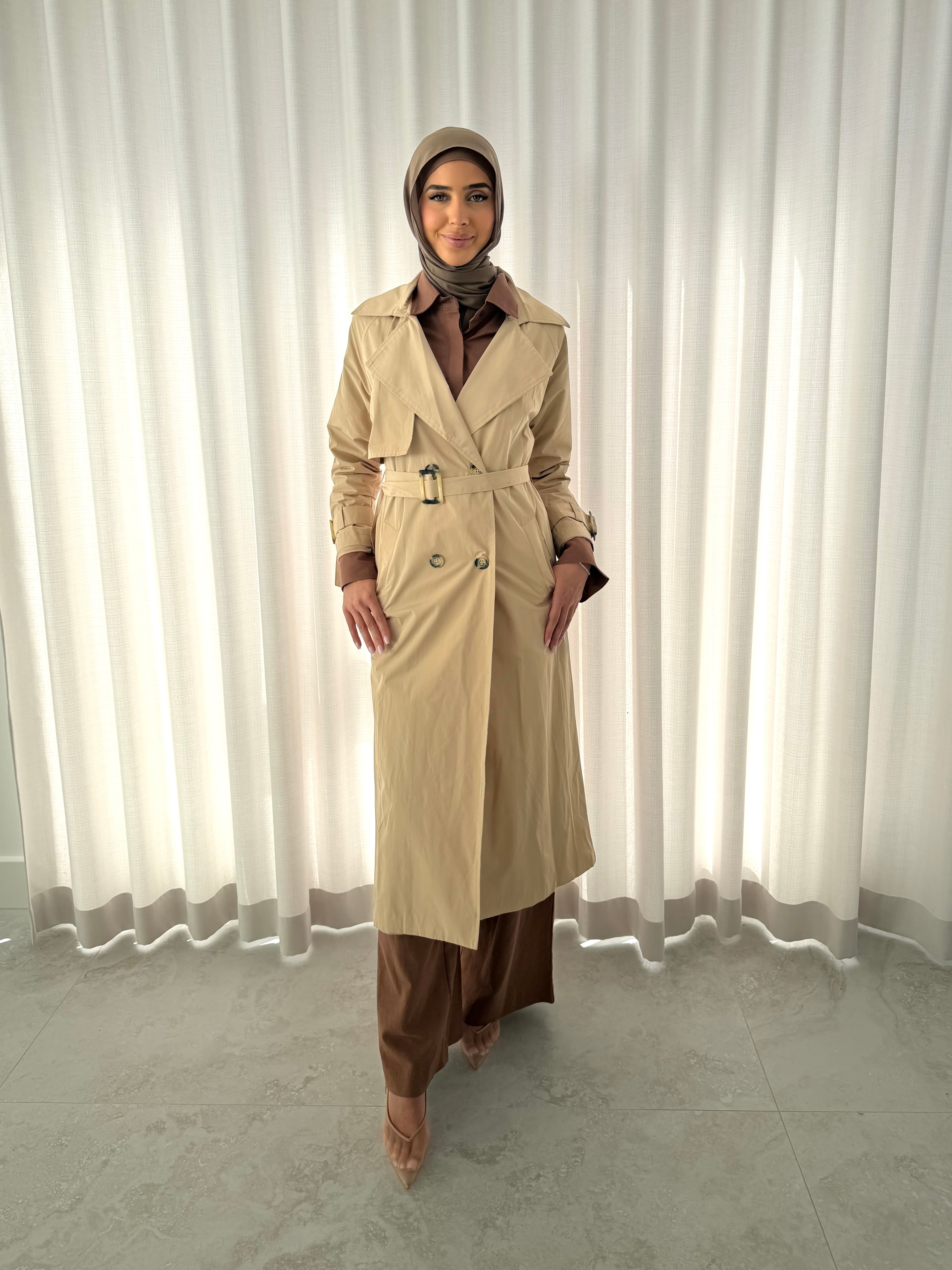 Dune Classic Coat in sand colour – long modest coat with relaxed fit and tailored silhouette