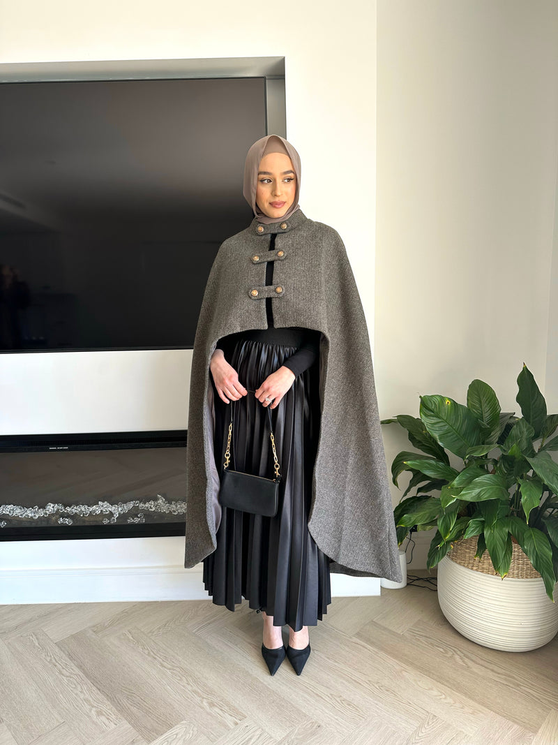 WINTER CAPE Veil of Faith