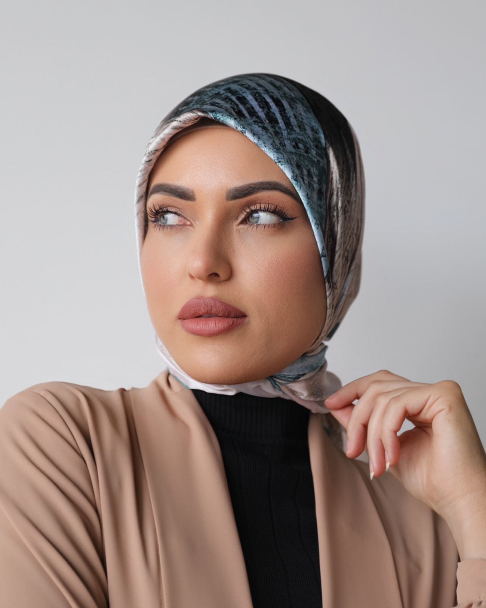 MOROCCAN SILK SQUARE HIJAB