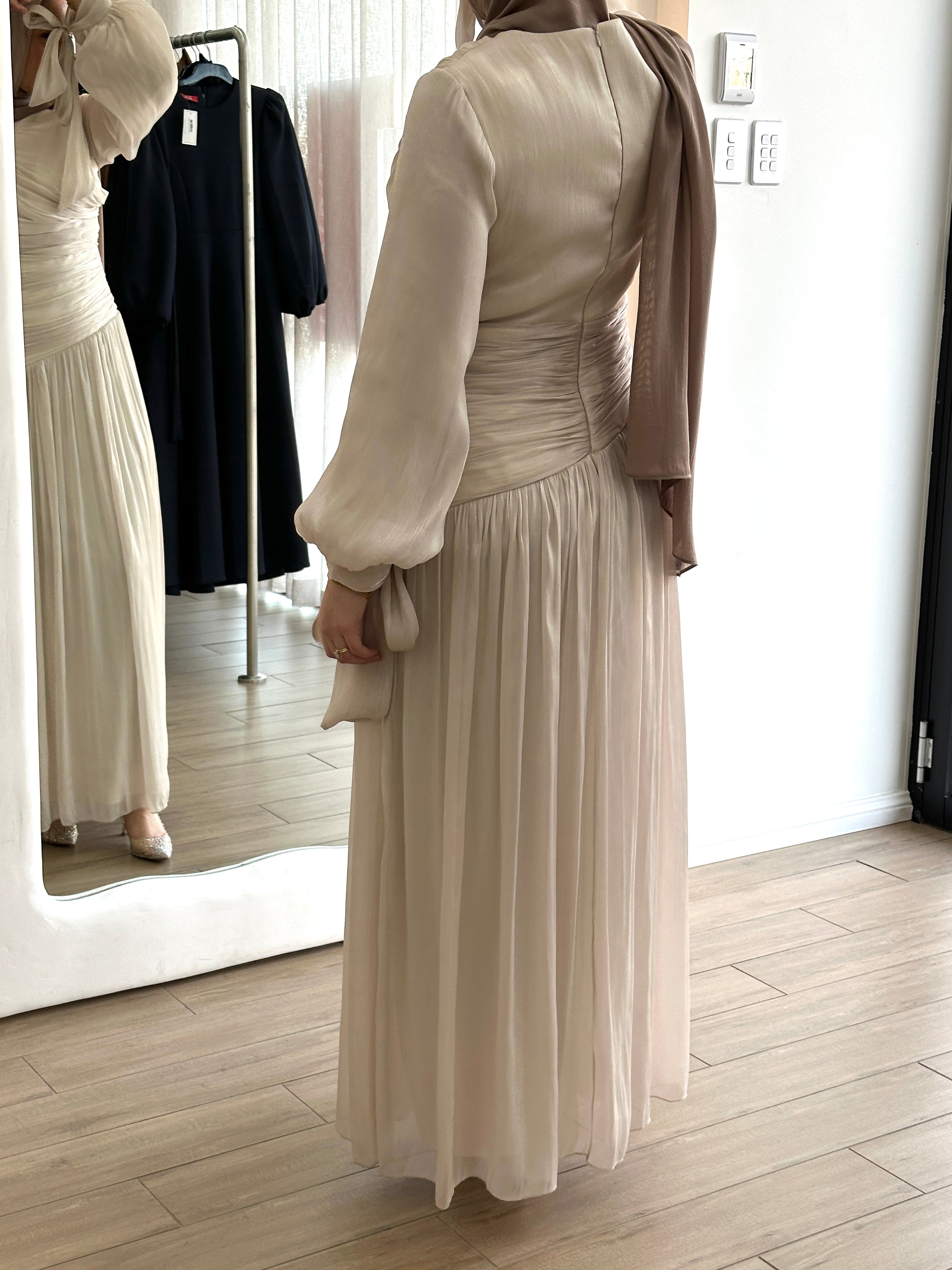 MANELLE FORMAL DRESS- LIGHT CREAM