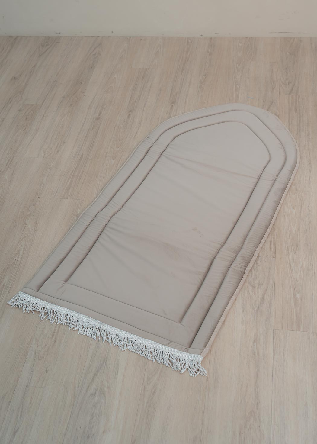 NOBLE PRAYER MAT- STONE